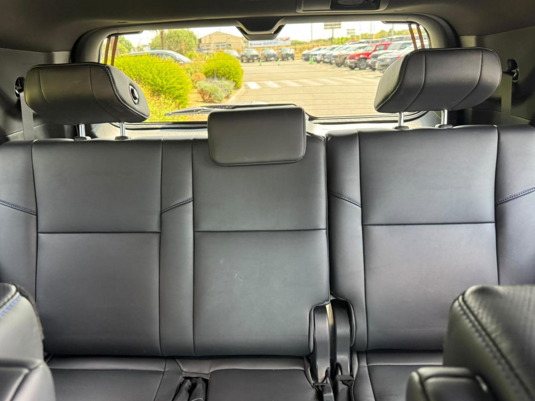 TOYOTA SEQUOIA PLATINUM HYBRID AWD