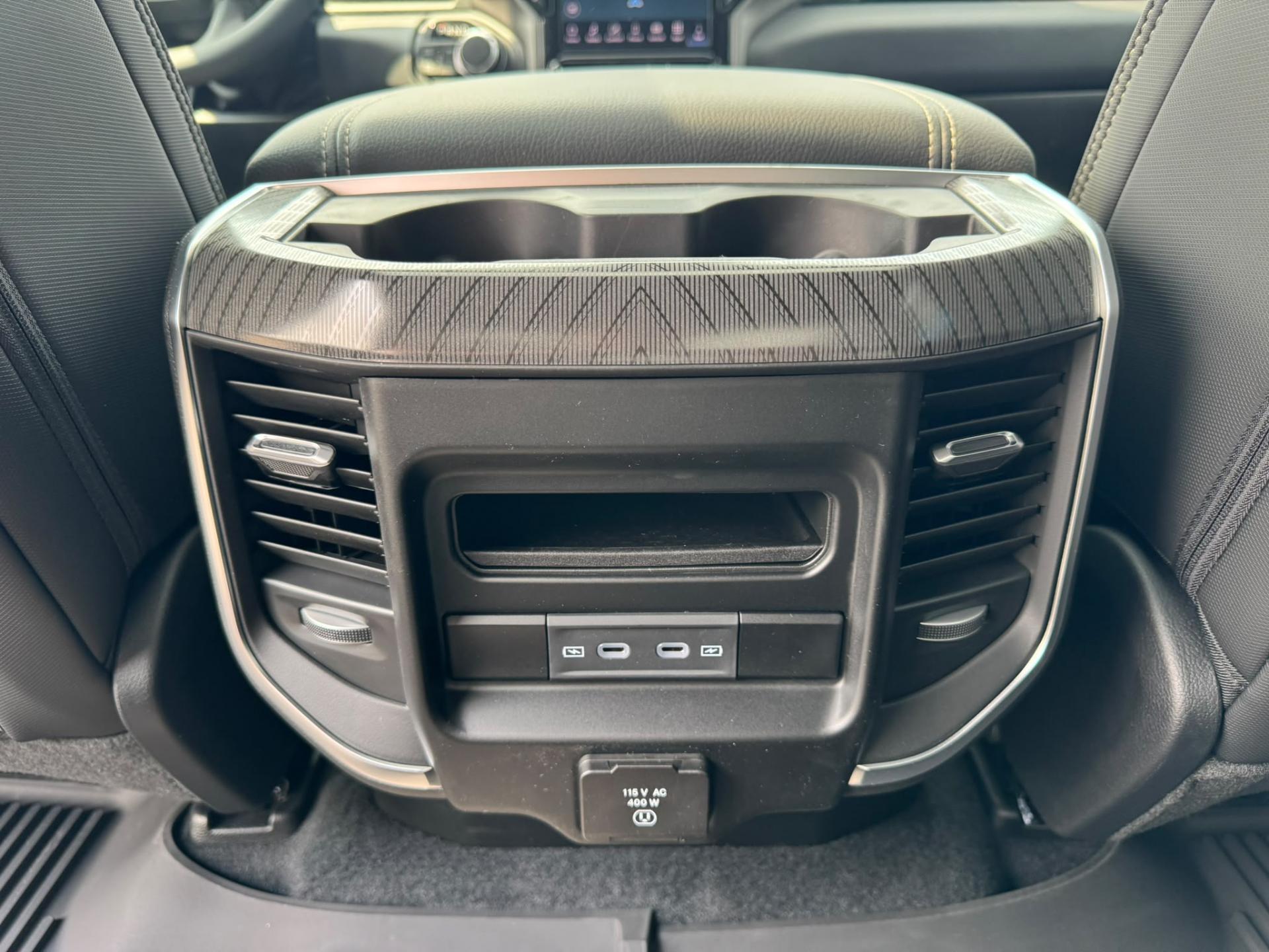 DODGE RAM 1500 CREW BIGHORN BACK COUNTRY V8