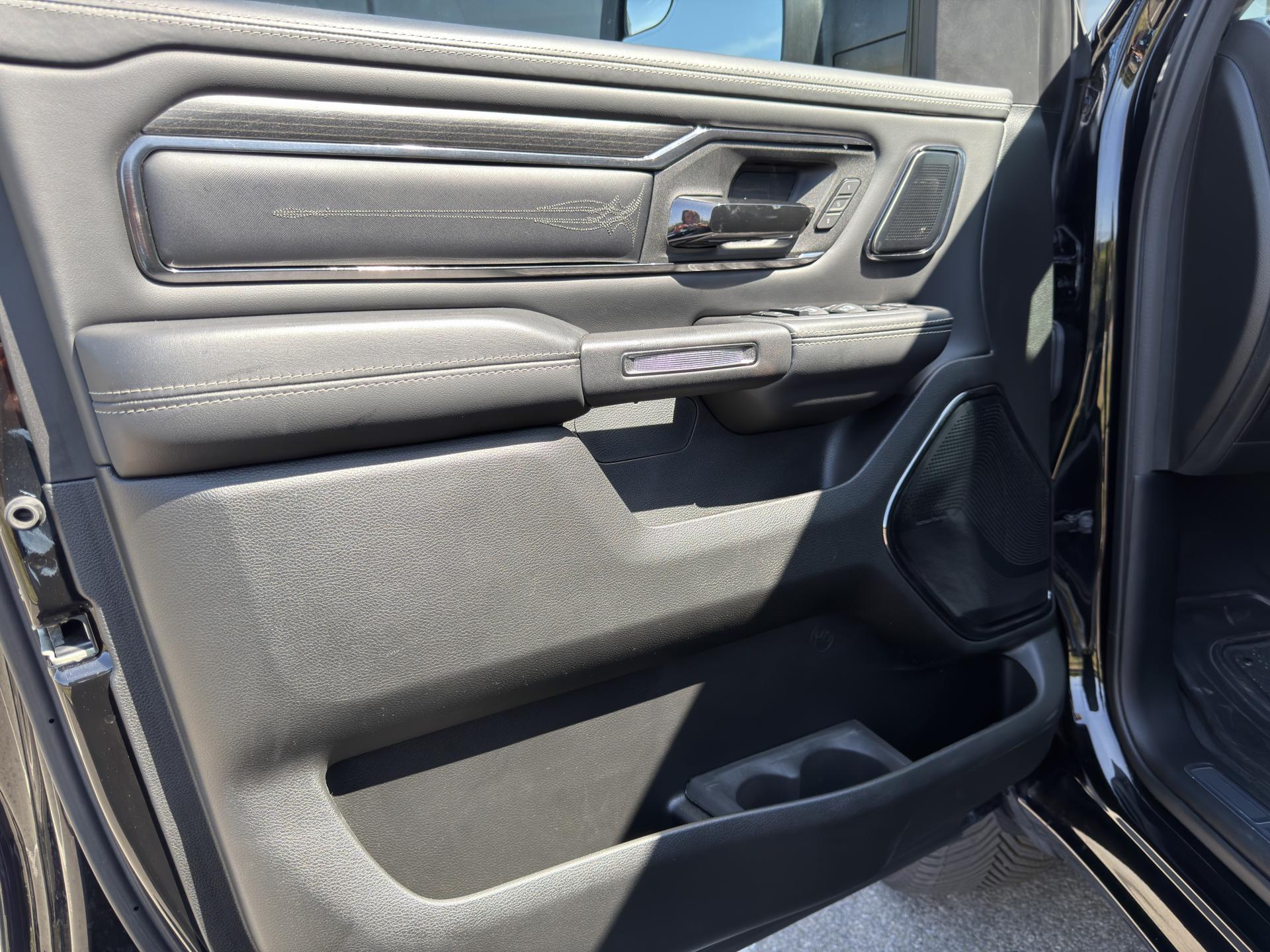 DODGE RAM LIMITED NIGHT EDITION