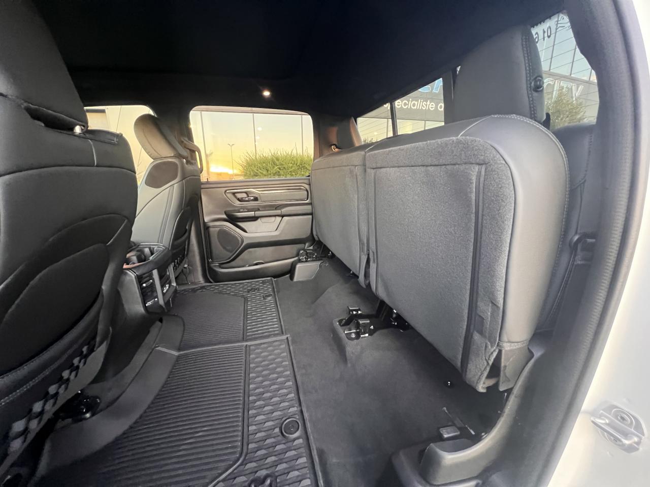 DODGE RAM 1500 CREW BIGHORN BUILT TO SERVE EDITION