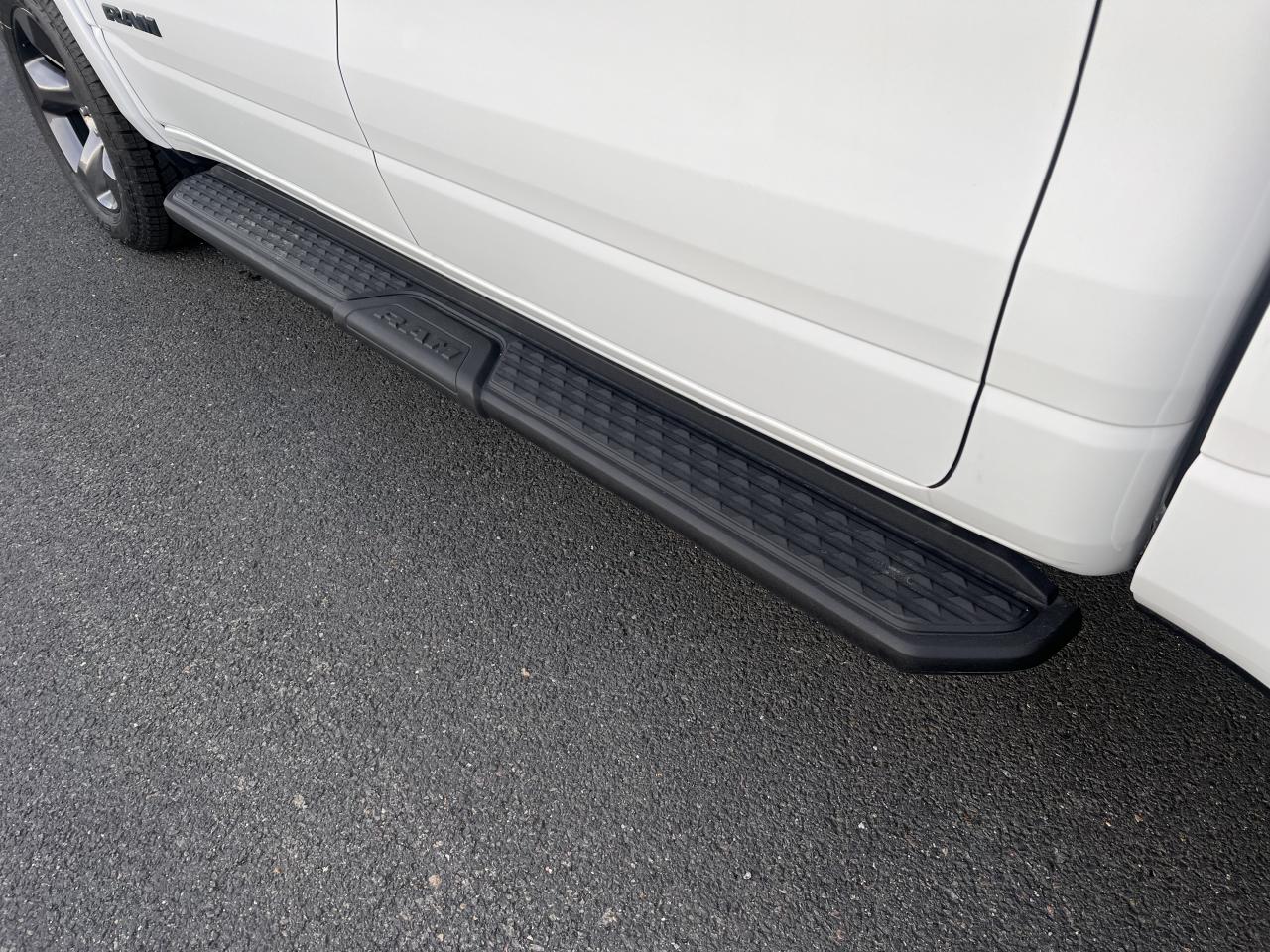 DODGE RAM 1500 CREW BIGHORN BUILT TO SERVE EDITION