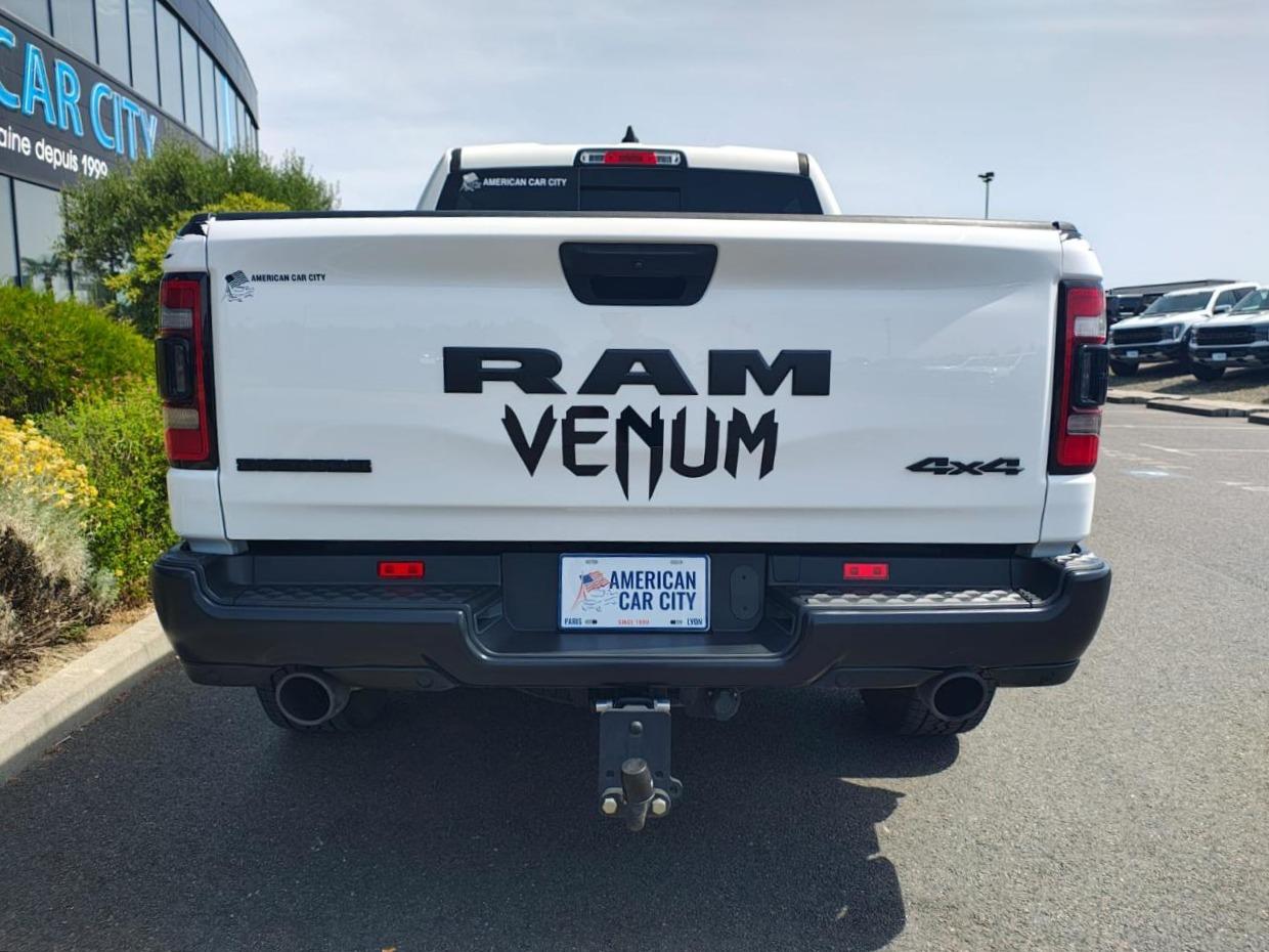 DODGE RAM 1500 CREW BIGHORN BUILT TO SERVE EDITION