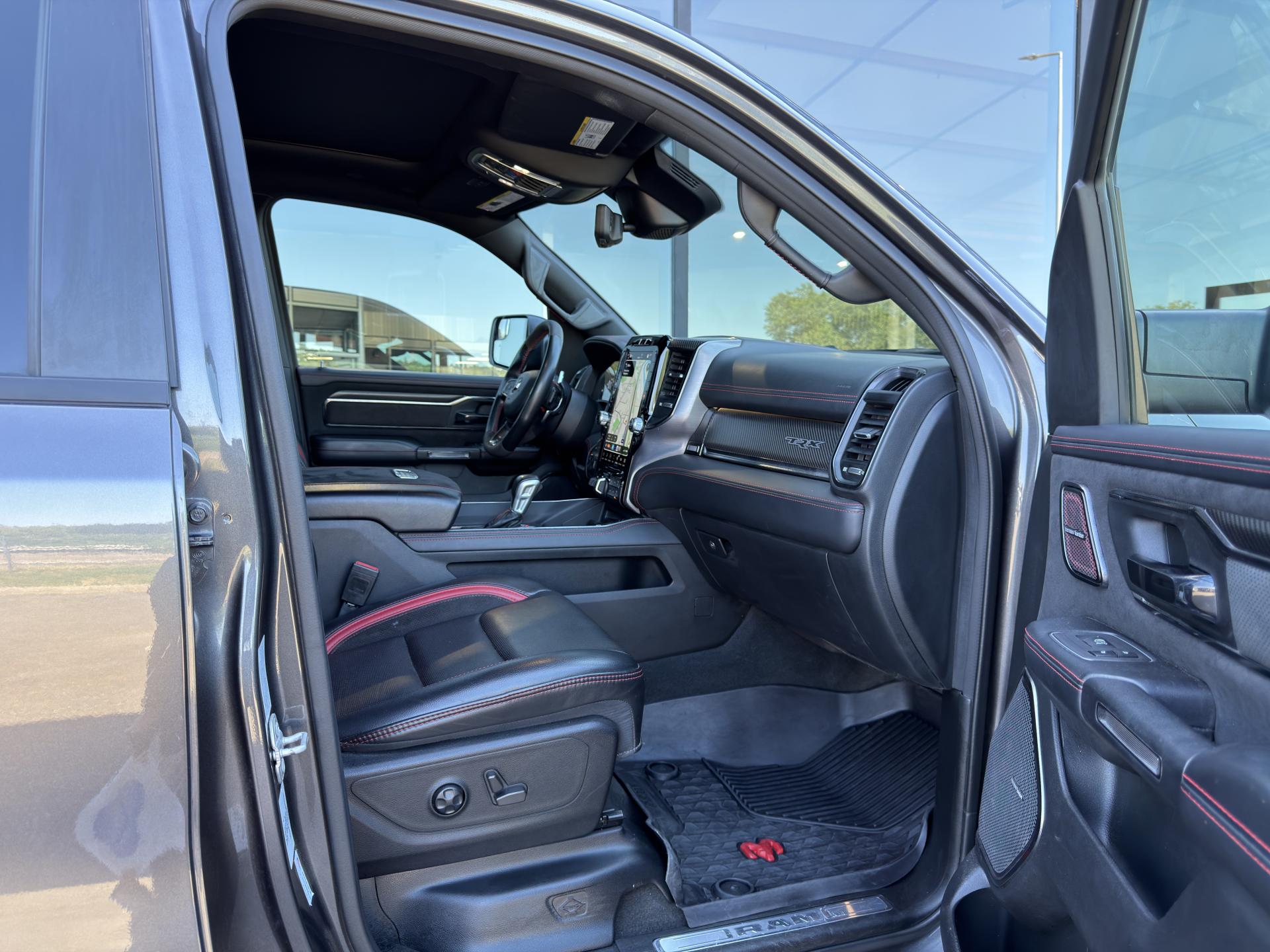 DODGE RAM TRX 6.2l V8 SUPERCHARGED