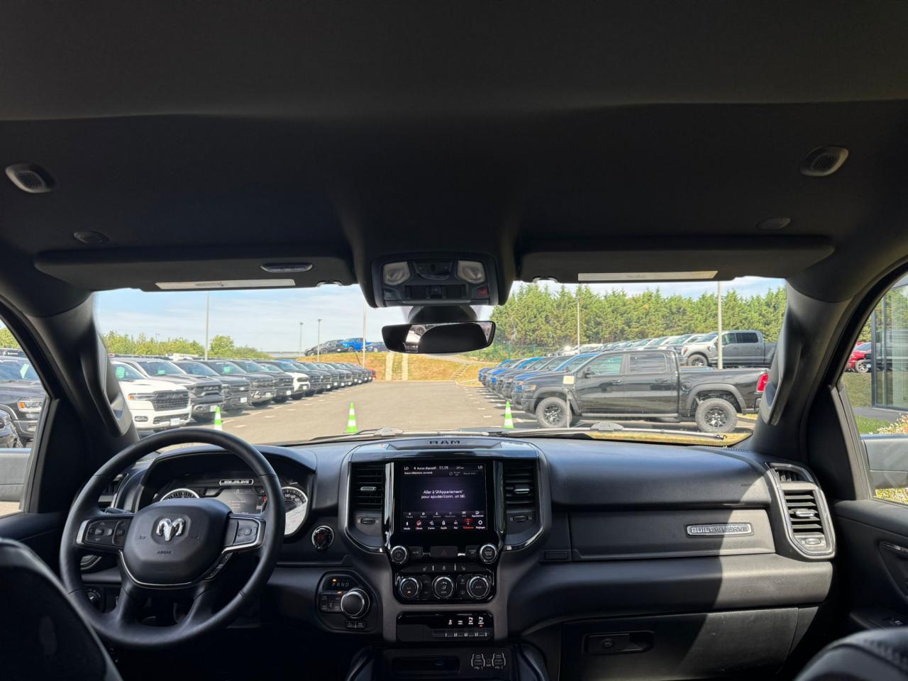 DODGE RAM 1500 CREW CAB BUILT TO SERVE EDITION