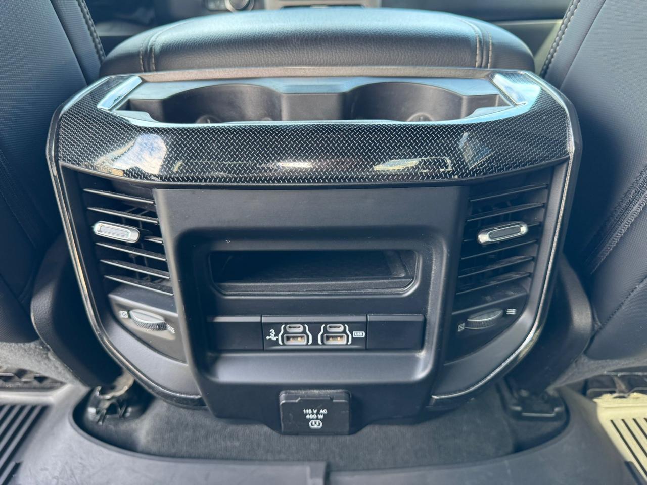 DODGE RAM 1500 CREW CAB BUILT TO SERVE EDITION