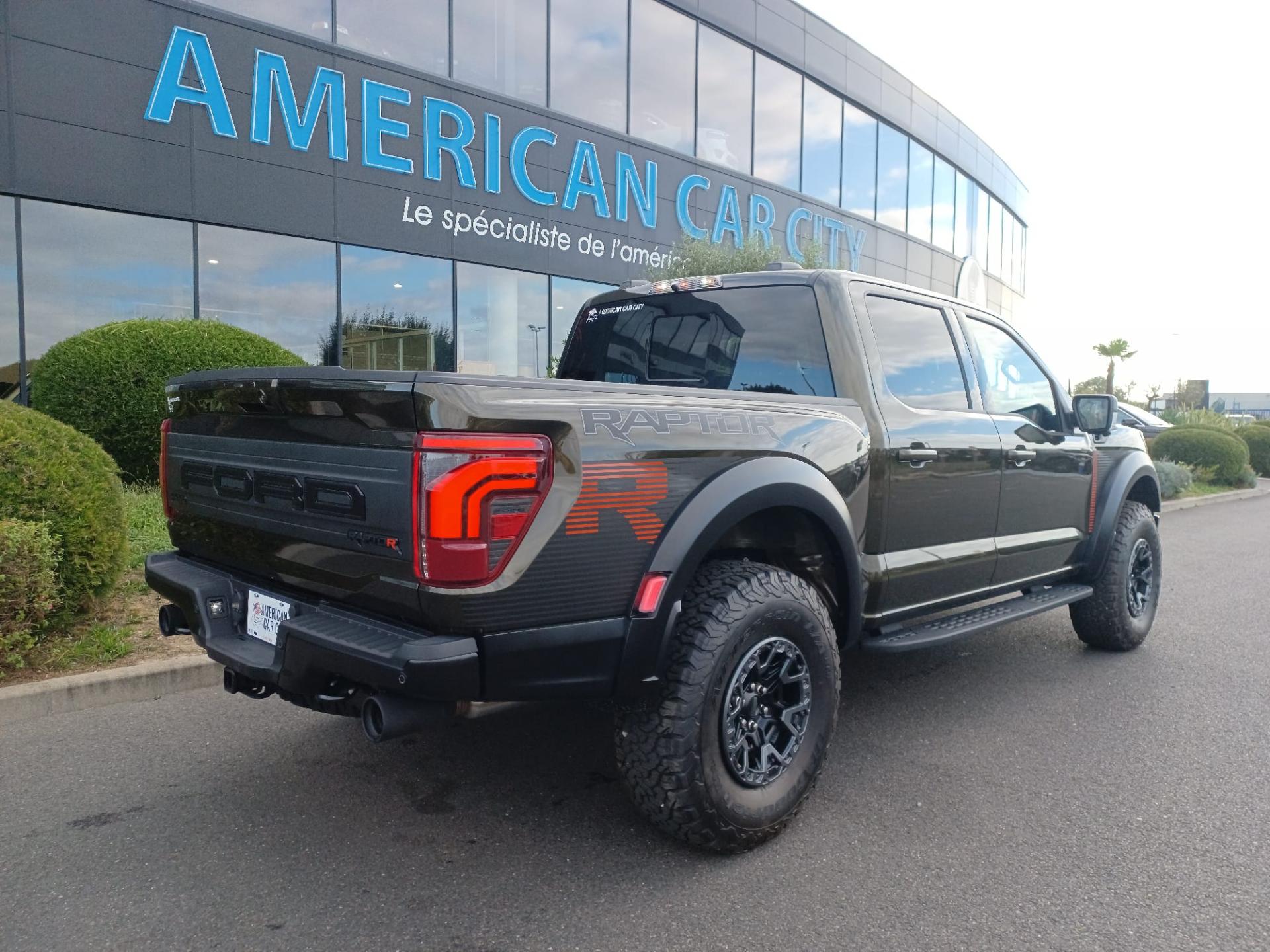 FORD F150 RAPTOR R V8 5.2L supercharged