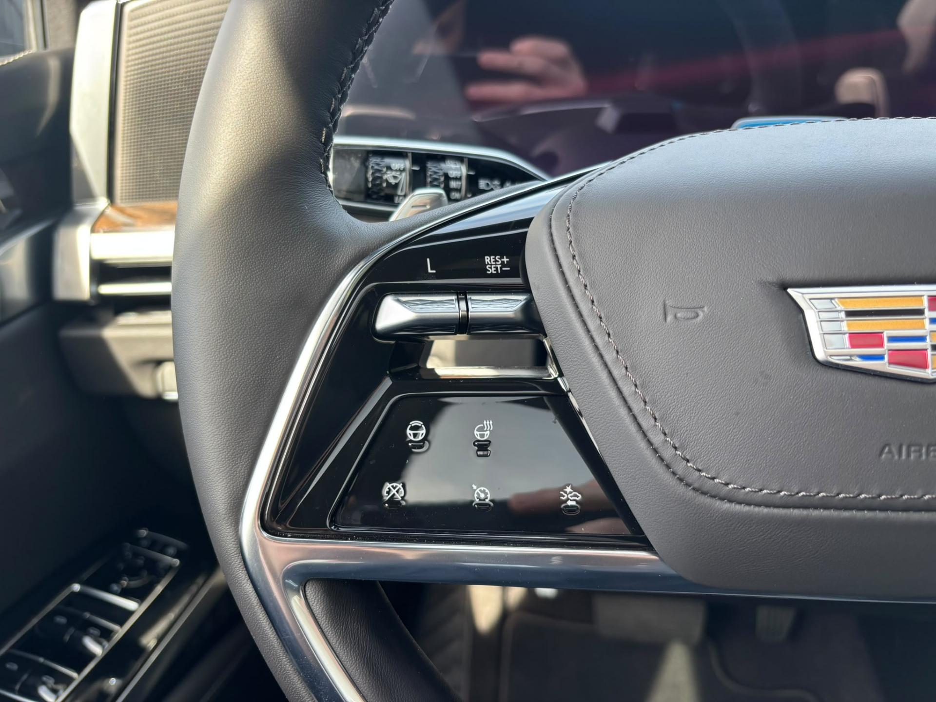 CADILLAC ESCALADE Platinum Sport V8 6.2L