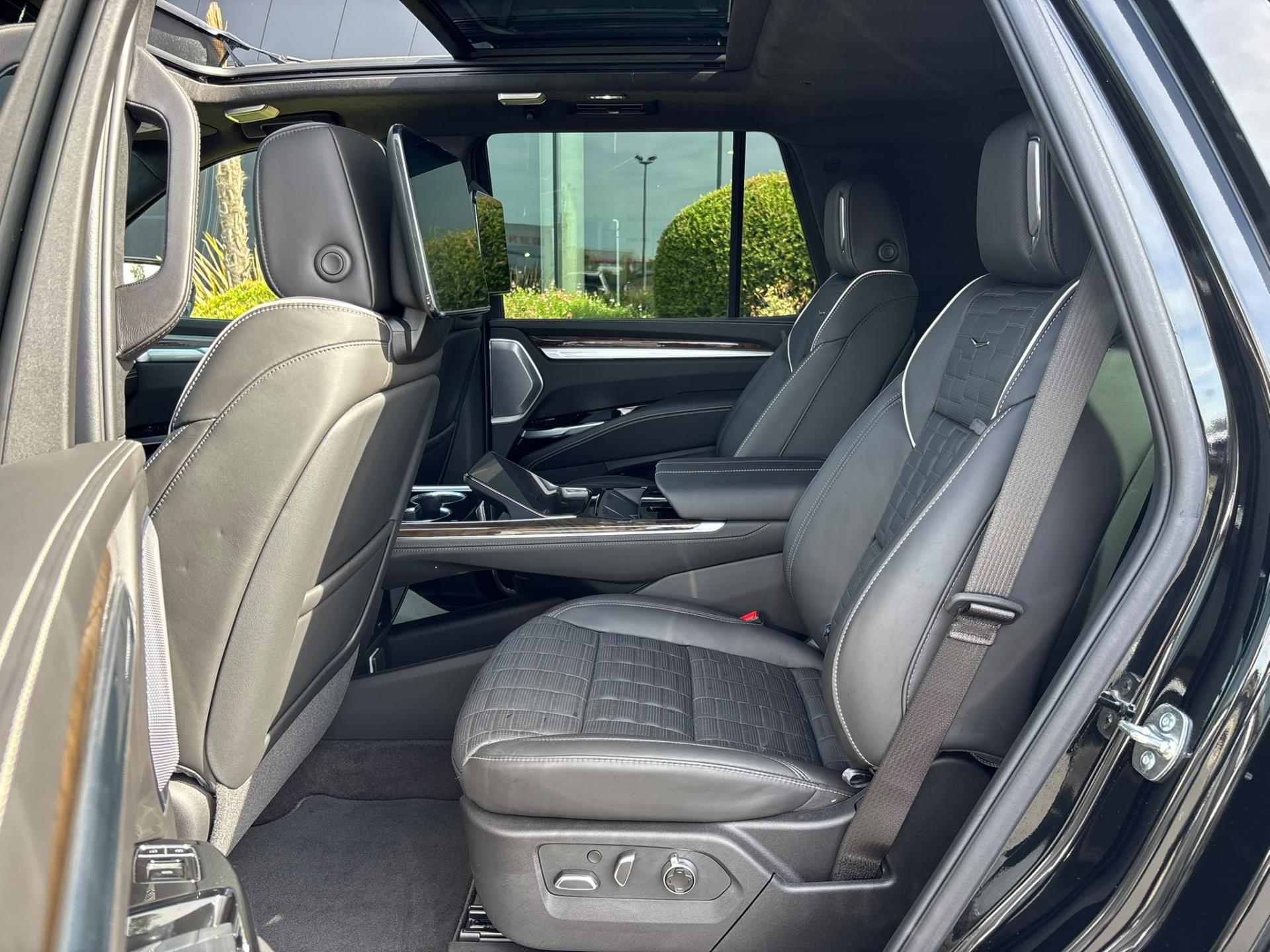 CADILLAC ESCALADE Platinum Sport V8 6.2L