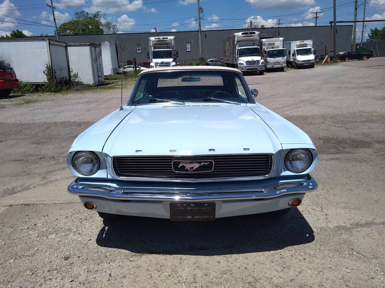 FORD MUSTANG Cabriolet 289 code A toutes options