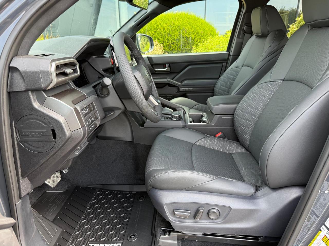 TOYOTA TACOMA TRD SPORT PREMIUM
