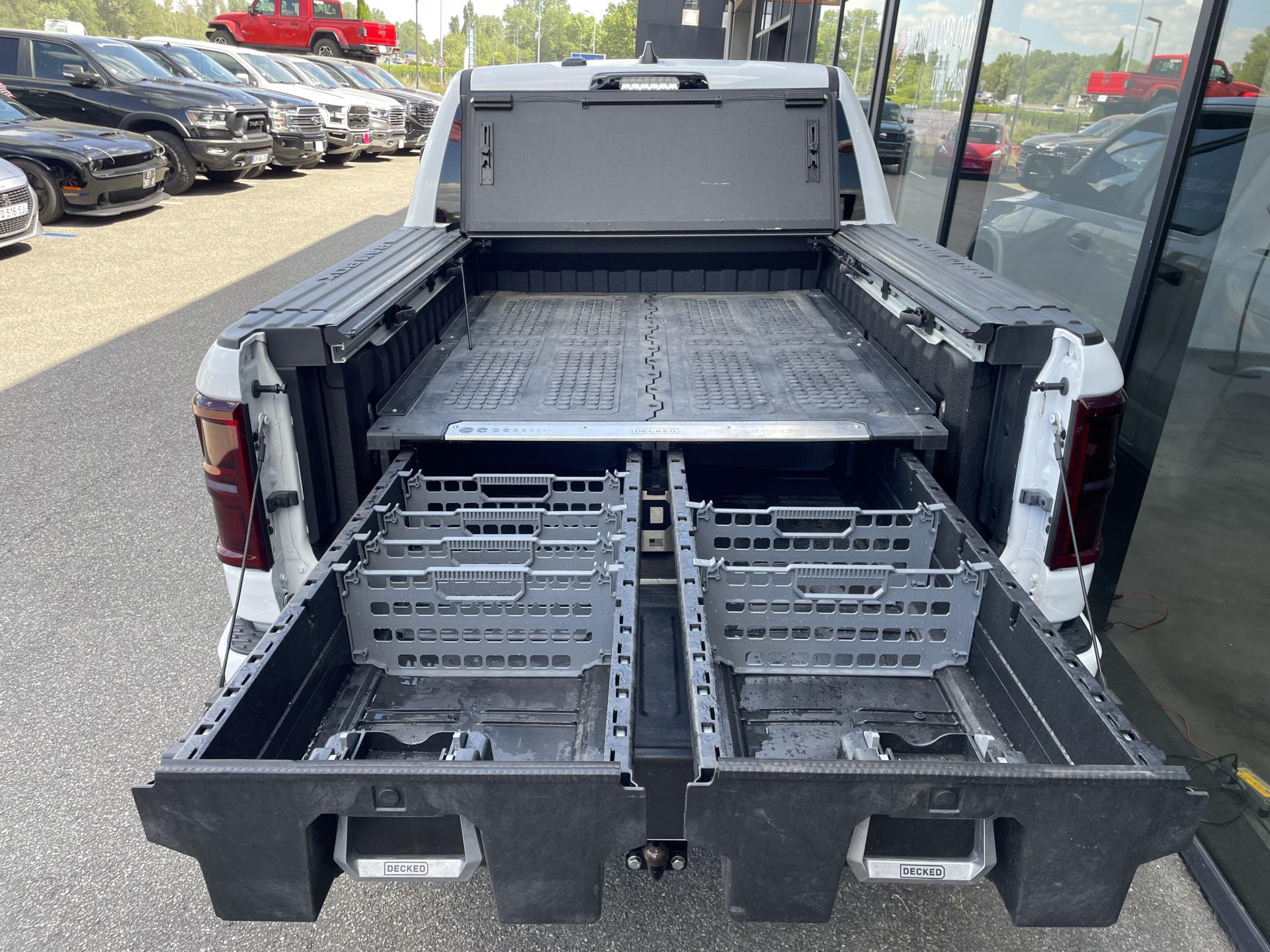 DODGE RAM 1500 CREW LIMITED NIGHT EDITION RAMBOX HAYON MULTI