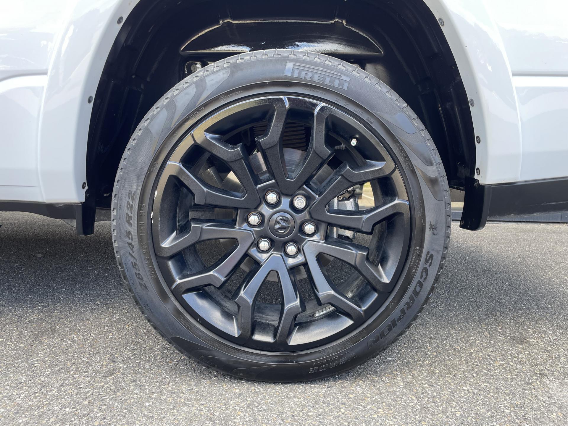 DODGE RAM 1500 CREW LIMITED NIGHT EDITION RAMBOX HAYON MULTI
