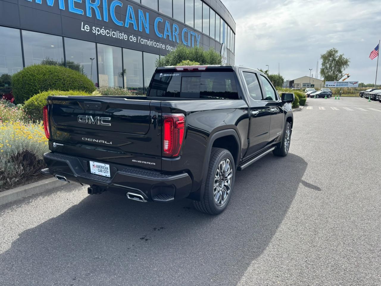 GMC Sierra 1500 Crew cab Denali DIESEL DURAMAX 3.0L