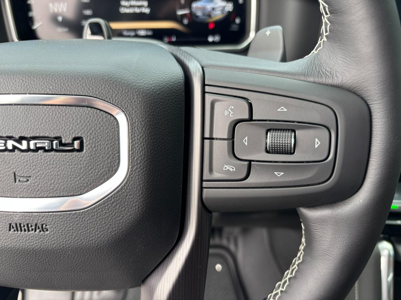 GMC Sierra 1500 Crew cab Denali DIESEL DURAMAX 3.0L