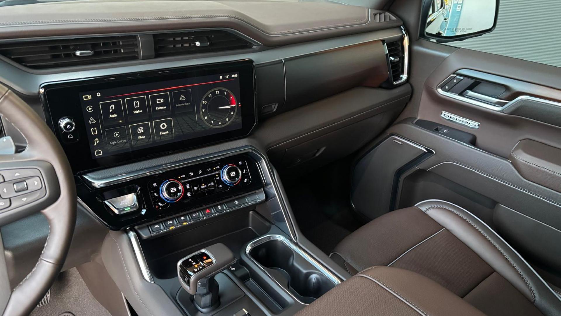 GMC Sierra 1500 Crew cab Denali DIESEL DURAMAX 3.0L