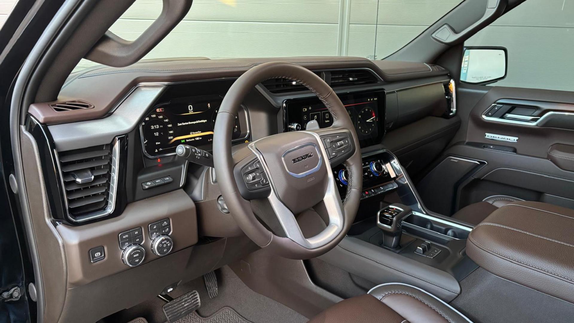 GMC Sierra 1500 Crew cab Denali DIESEL DURAMAX 3.0L