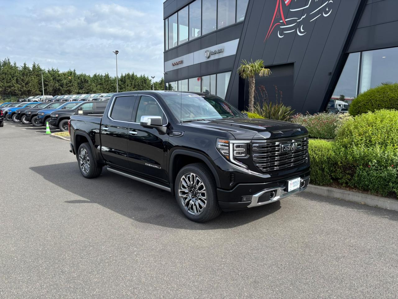 GMC Sierra 1500 Crew cab Denali DIESEL DURAMAX 3.0L