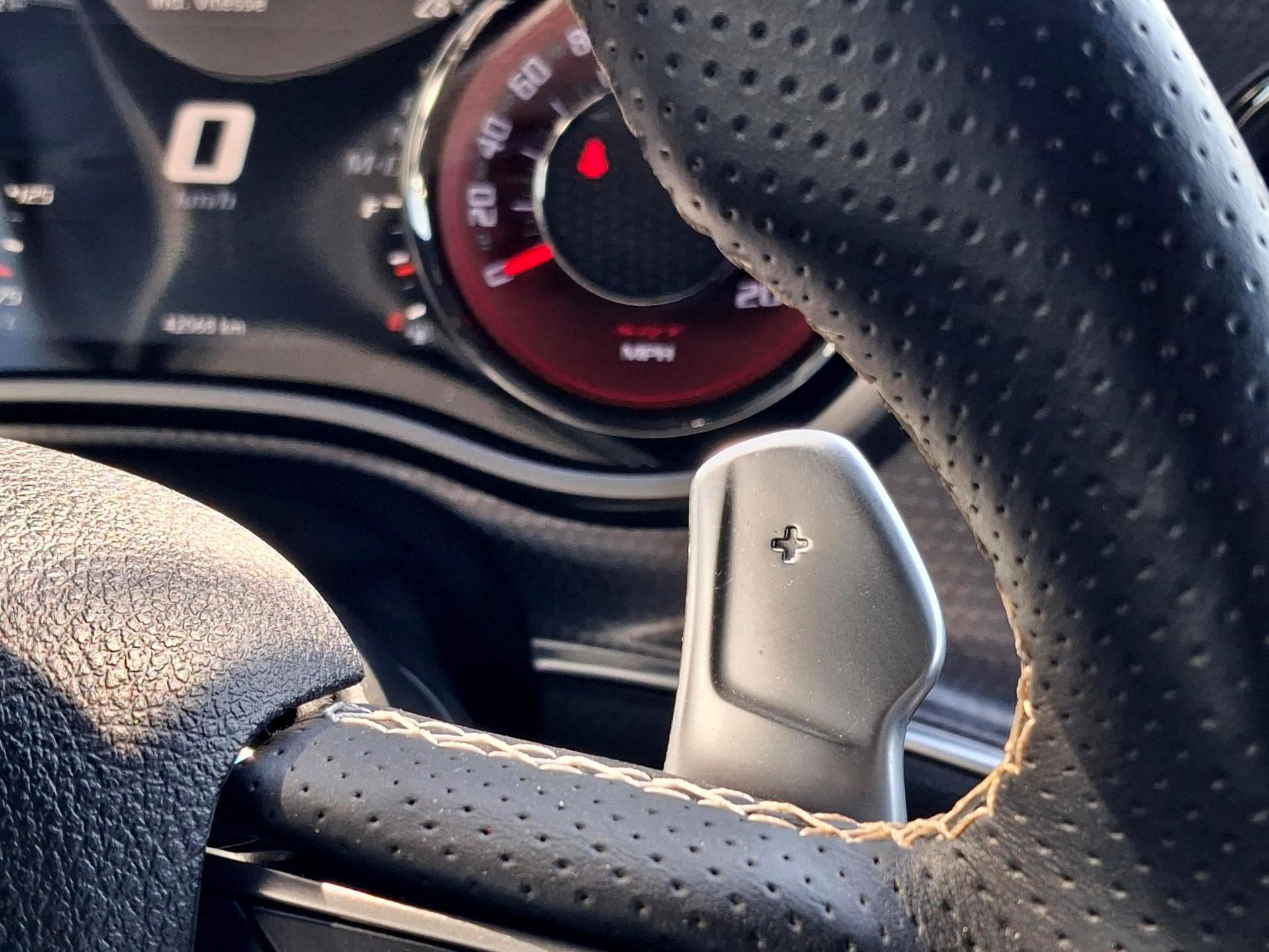 DODGE CHALLENGER 6.2L HELLCAT 707HP - PAS DE MALUS