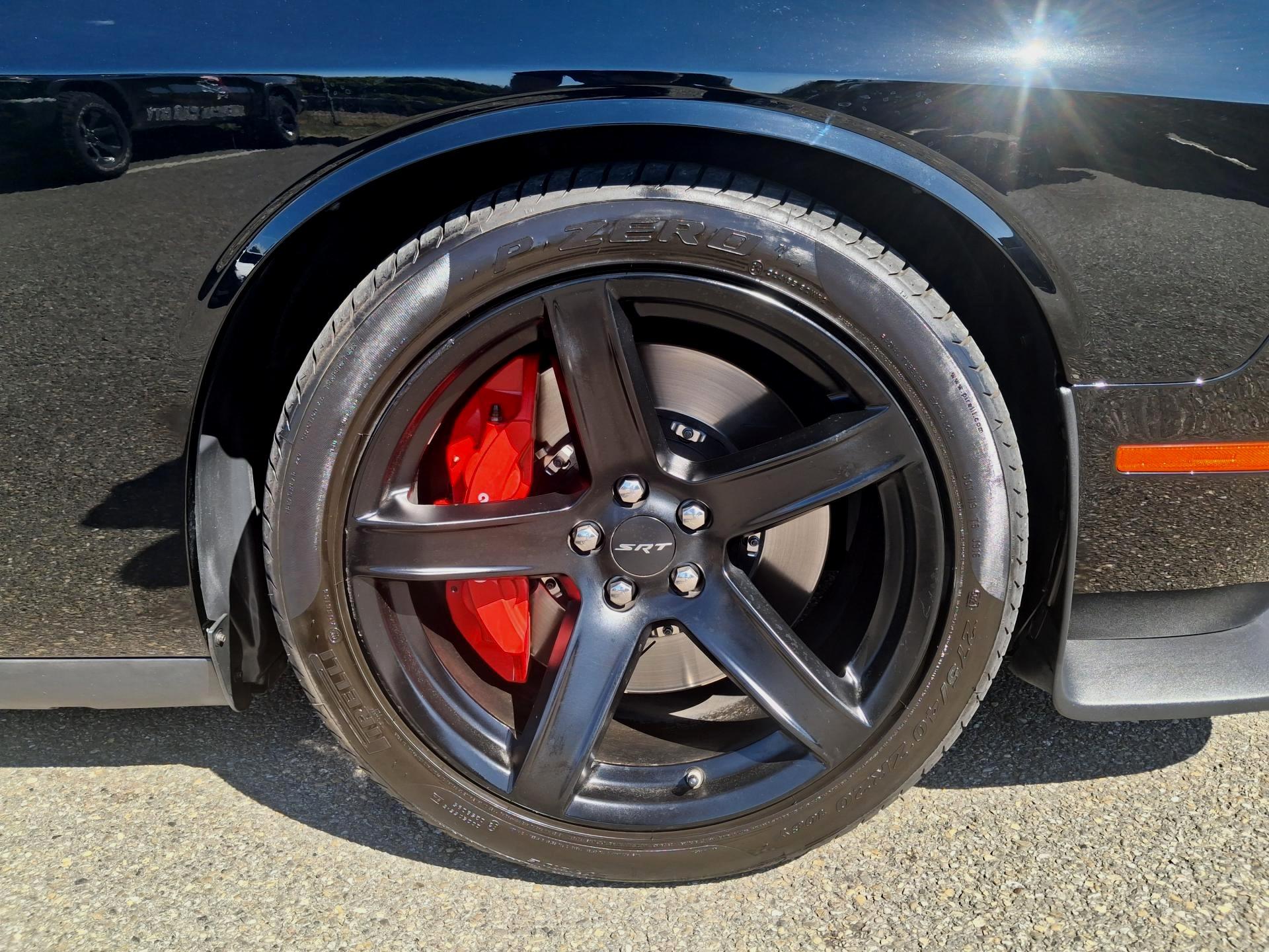 DODGE CHALLENGER 6.2L HELLCAT 707HP - PAS DE MALUS