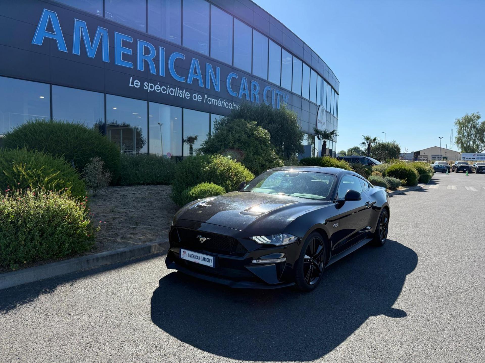 FORD MUSTANG