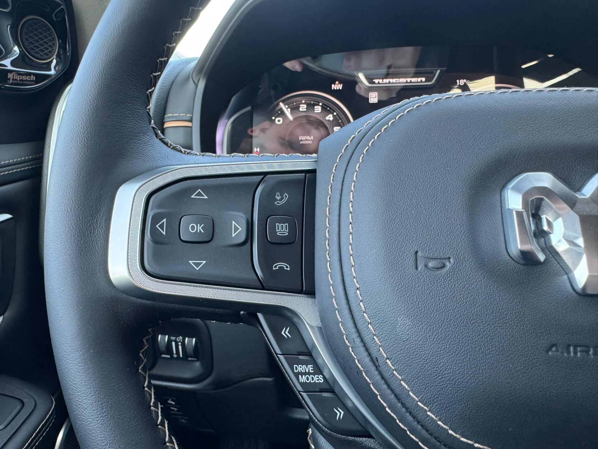 DODGE RAM 1500 CREW TUNGSTEN AIR RAMBOX