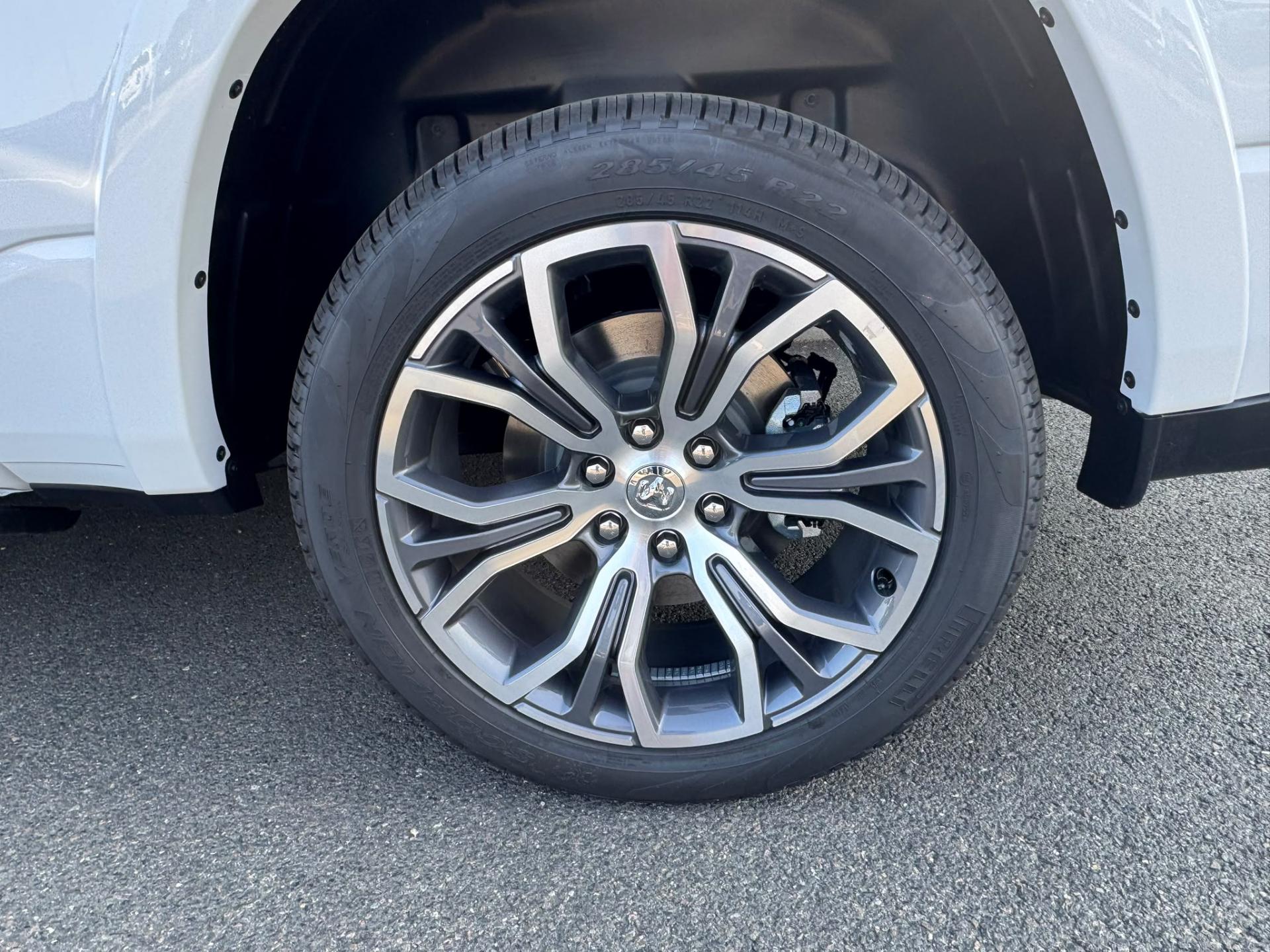 DODGE RAM 1500 CREW TUNGSTEN AIR RAMBOX