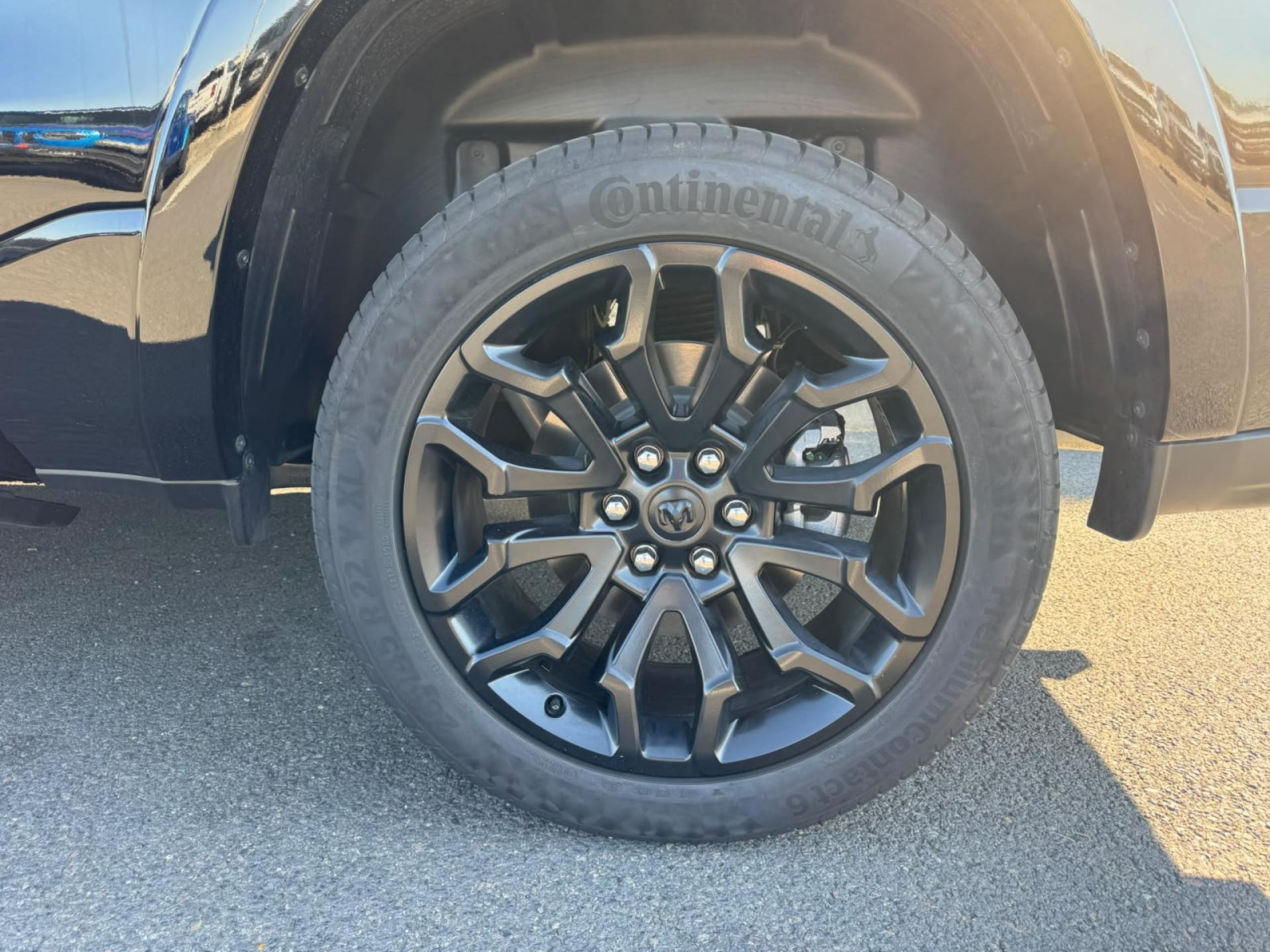 DODGE RAM 1500 CREW LIMITED NIGHT EDITION RAMBOX