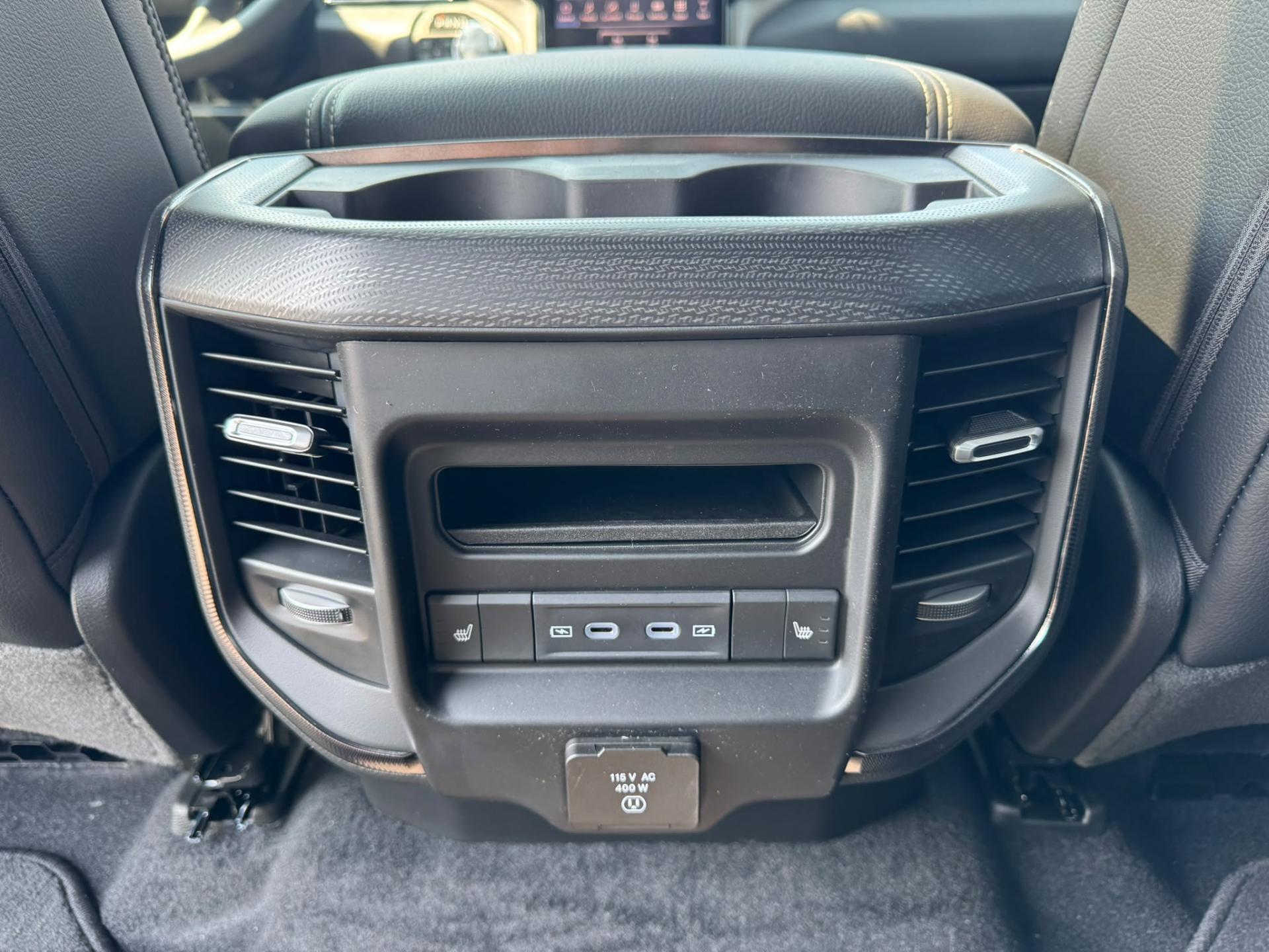DODGE RAM 1500 CREW CAB SPORT NIGHT EDITION V8