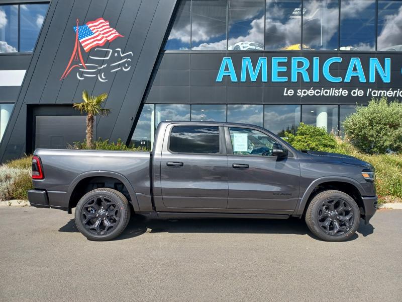 DODGE RAM 1500 CREW LIMITED NIGHT EDITION
