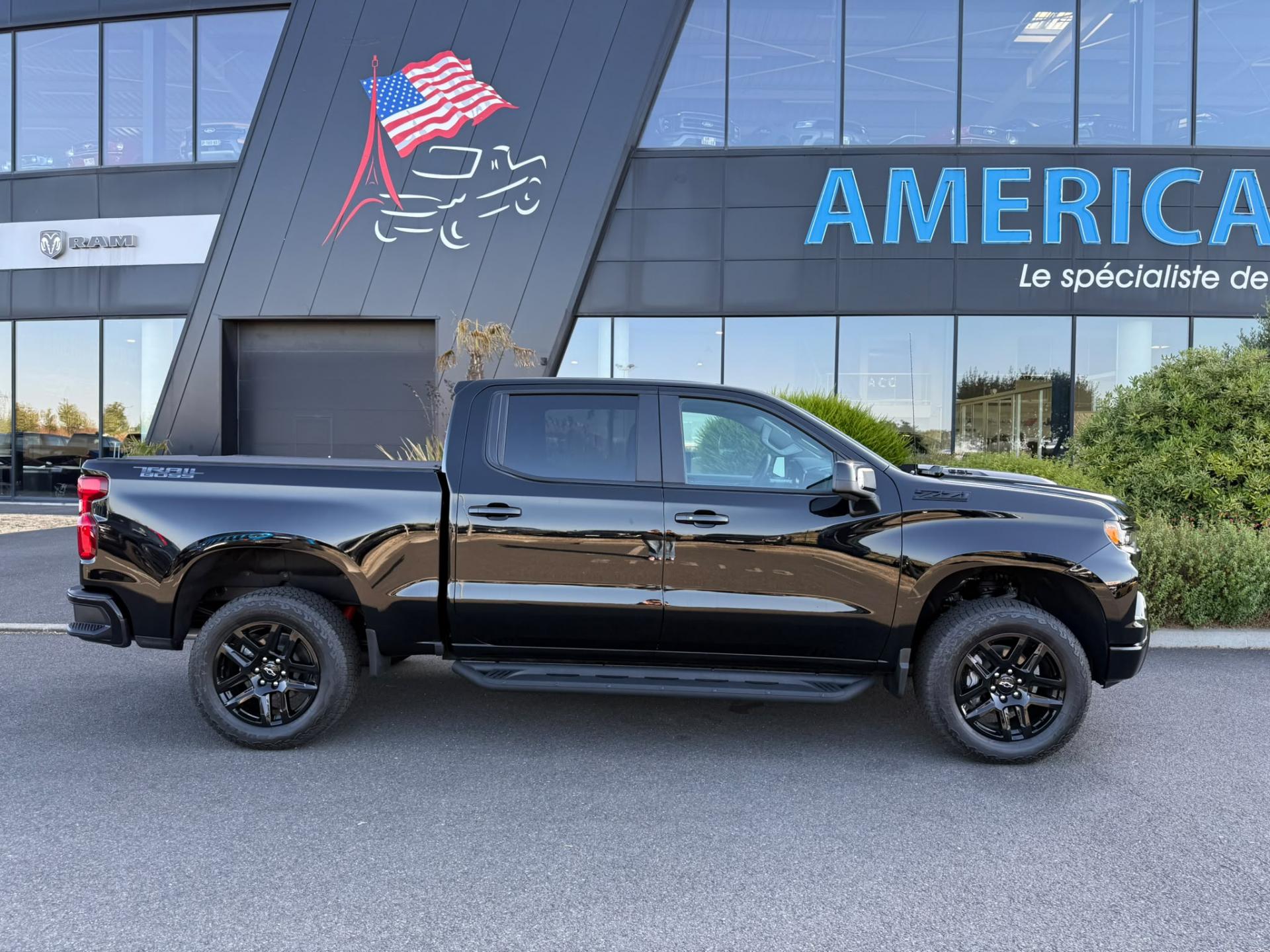 CHEVROLET SILVERADO LT TRAILBOSS V8 6.2 L - 2026