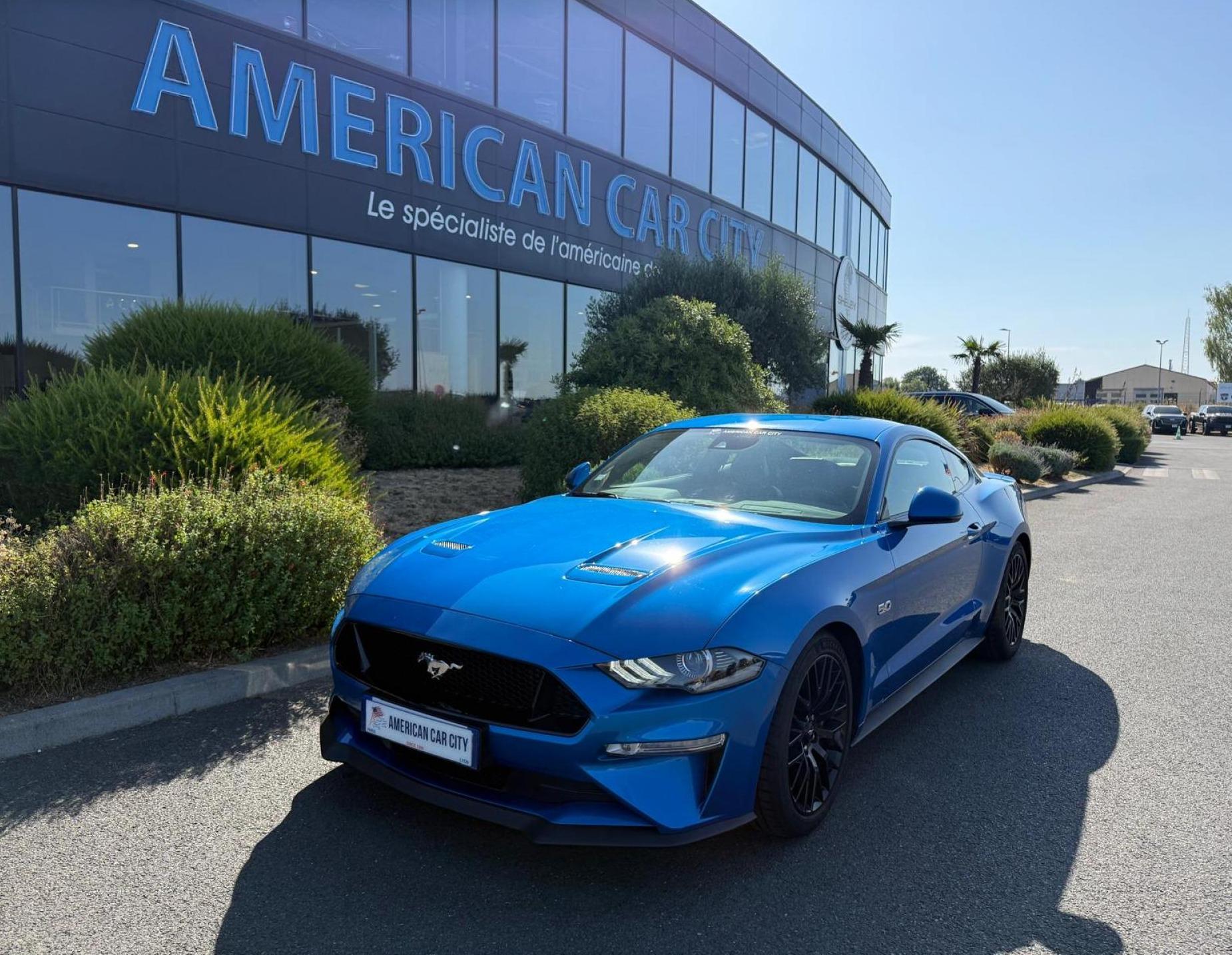 FORD MUSTANG