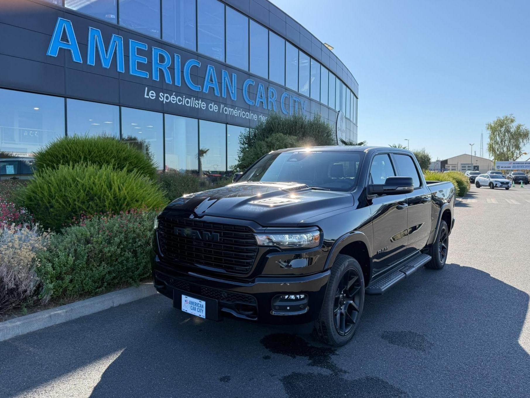 DODGE RAM 1500 CREW LARAMIE SPORT NIGHT EDITION