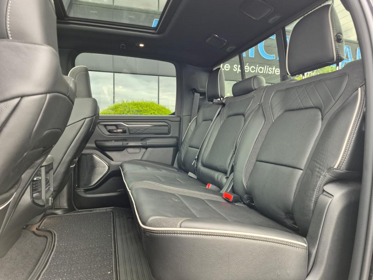 DODGE RAM 1500 CREW LIMITED NIGHT EDITION RAMBOX HAYON MULTI V8 5,7L