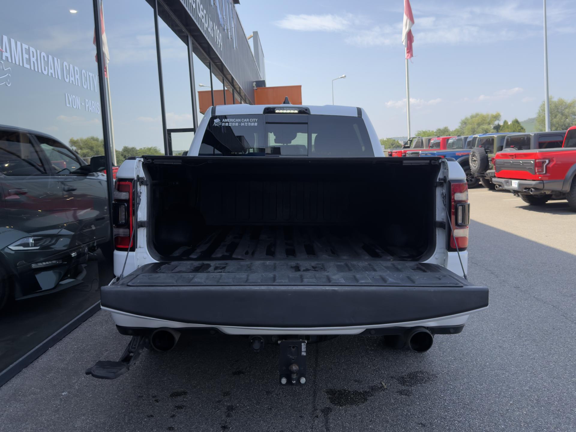 DODGE RAM 1500 CREWCAB LIMITED NIGHT EDITION - VENTE A MARCHAND