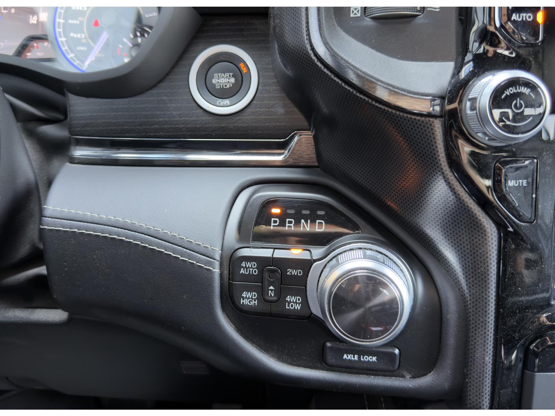 DODGE RAM 1500 CREWCAB LIMITED NIGHT EDITION - VENTE A MARCHAND