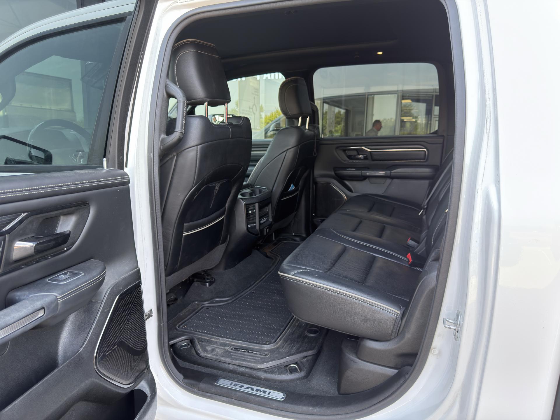 DODGE RAM 1500 CREWCAB LIMITED NIGHT EDITION - VENTE A MARCHAND