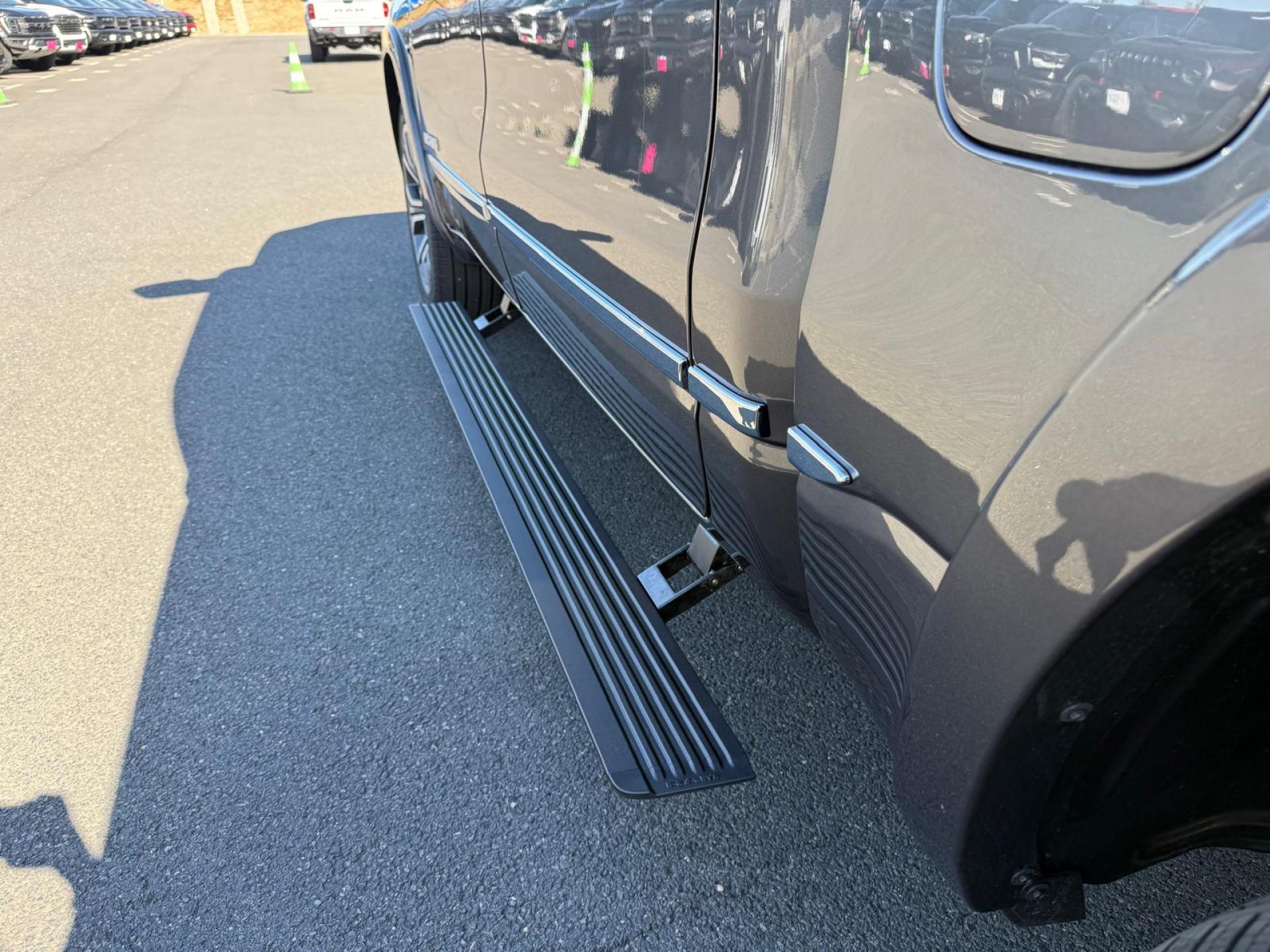 DODGE RAM 1500 CREW TUNGSTEN AIR RAMBOX HAYON MULTI