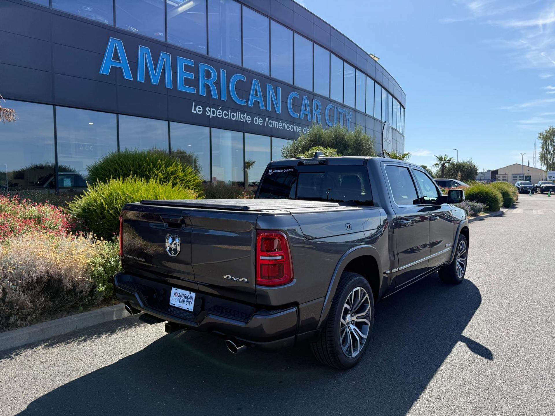 DODGE RAM 1500 CREW TUNGSTEN AIR RAMBOX HAYON MULTI
