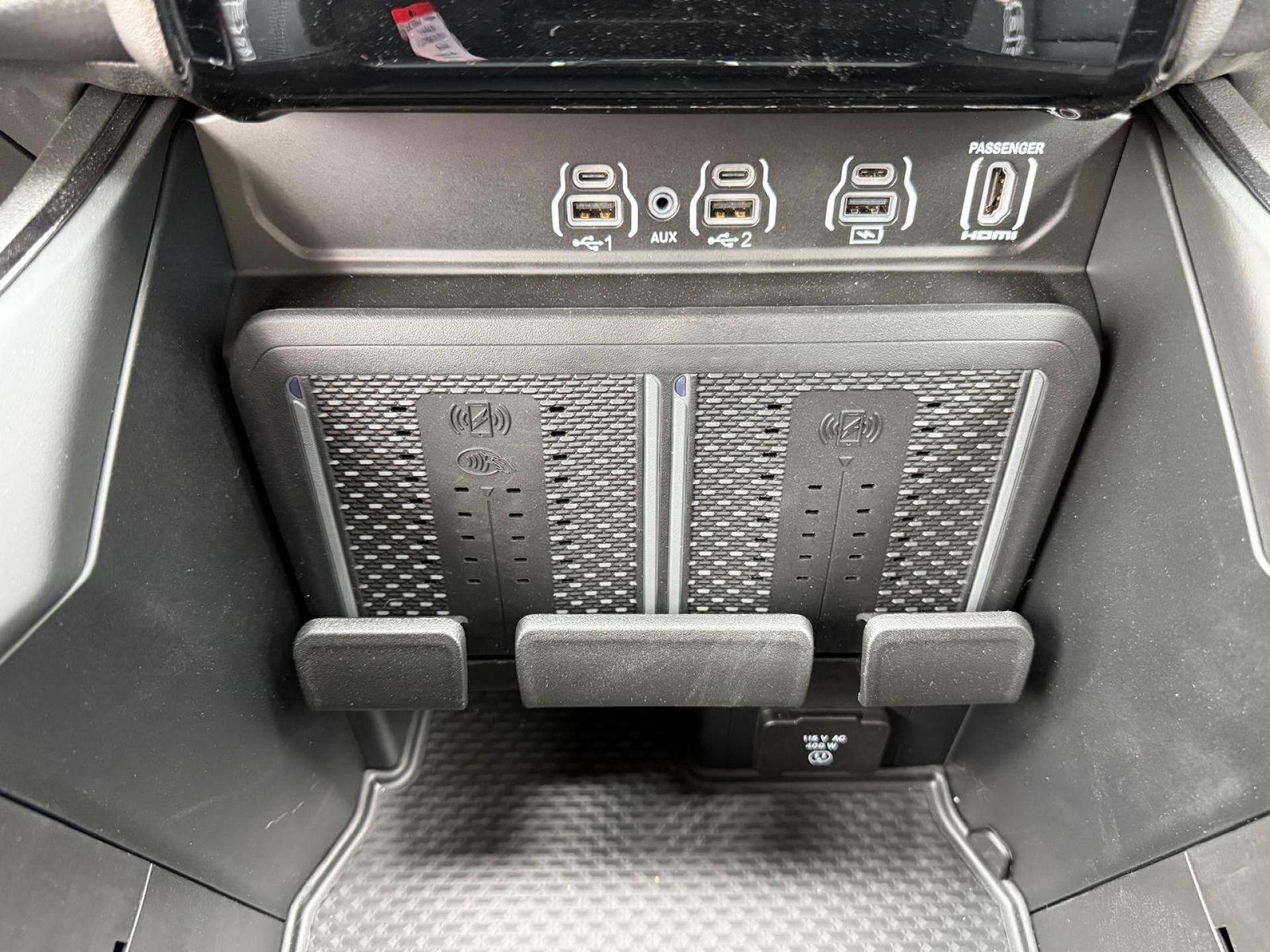 DODGE RAM 1500 CREW CAB REBEL AIR RAMBOX HAYON MULTI V8