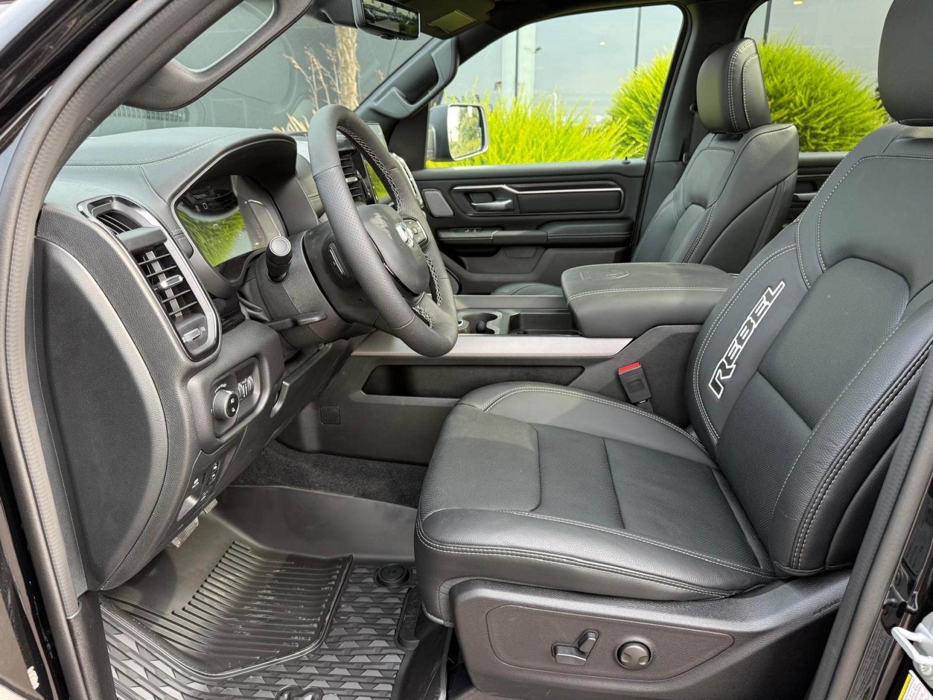 DODGE RAM 1500 CREW CAB REBEL AIR RAMBOX HAYON MULTI V8