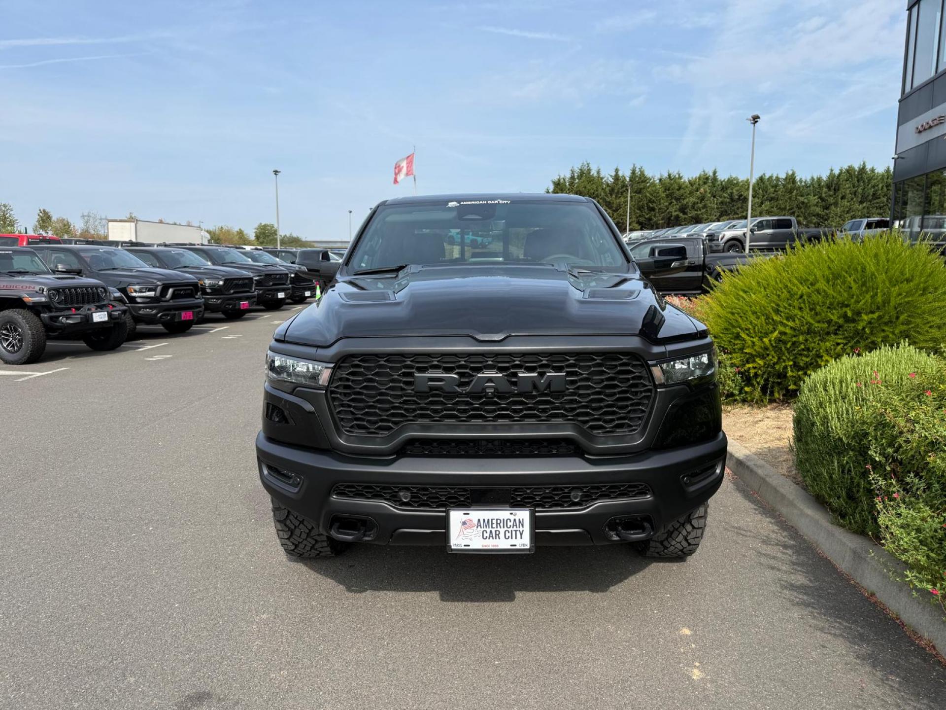 DODGE RAM 1500 CREW CAB REBEL AIR RAMBOX HAYON MULTI V8