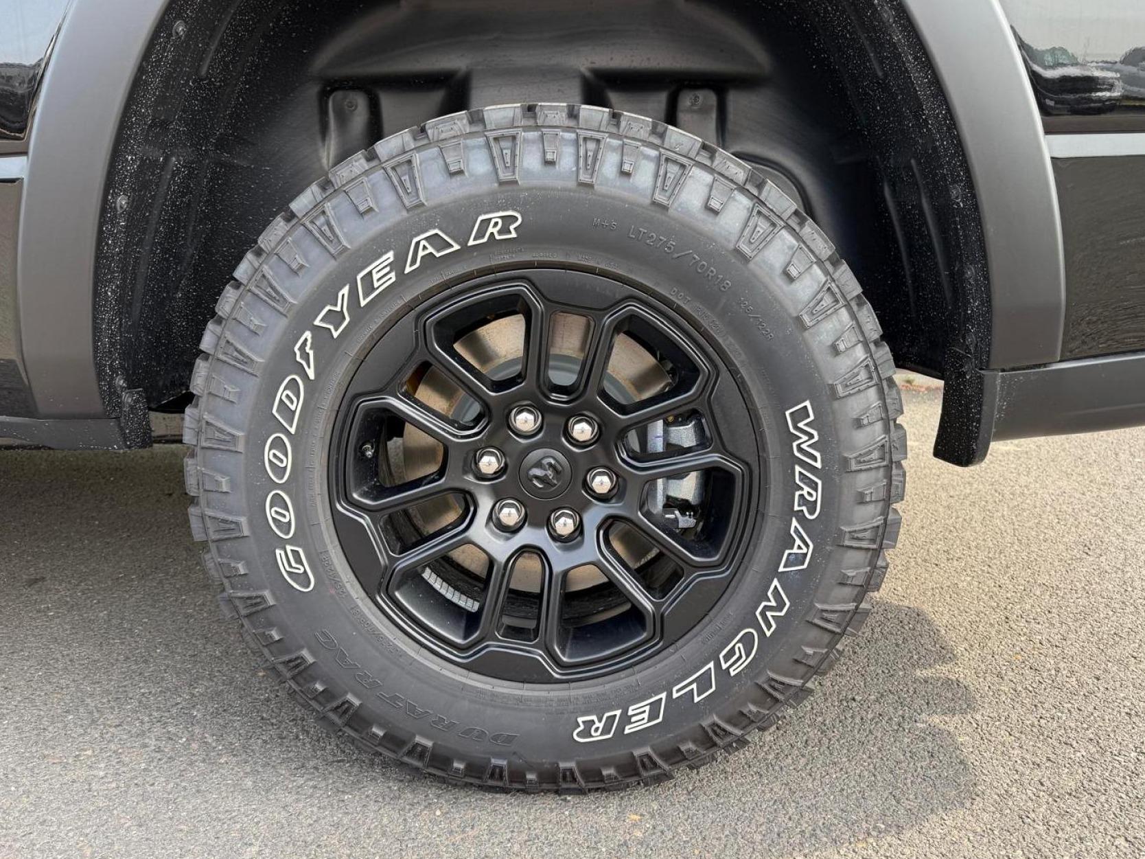 DODGE RAM 1500 CREW CAB REBEL AIR RAMBOX HAYON MULTI V8