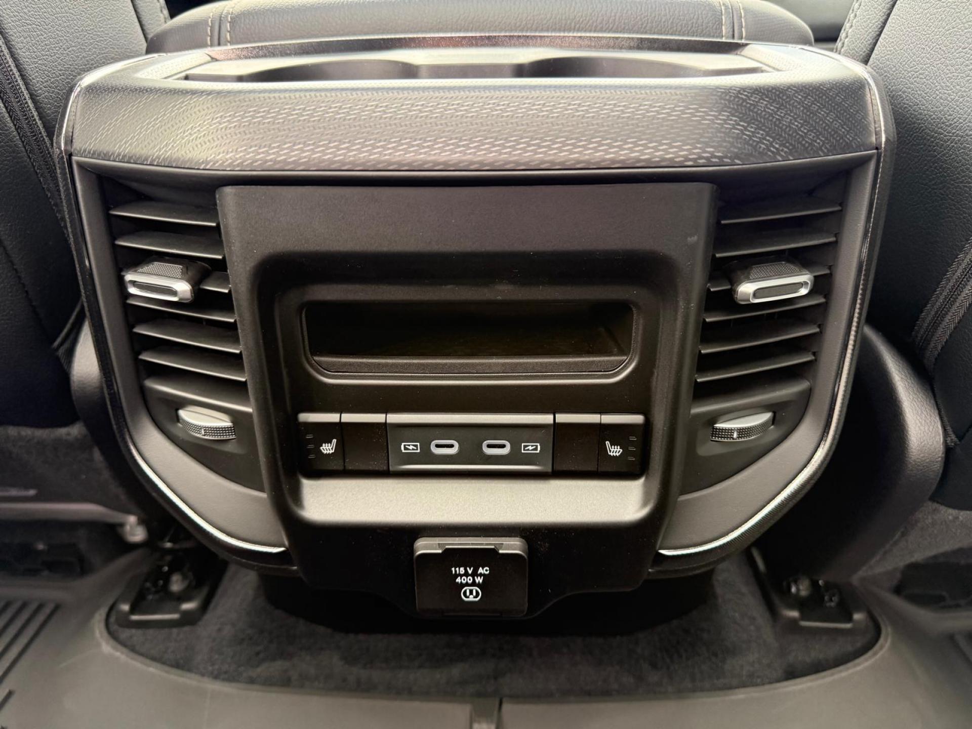 DODGE RAM 1500 CREW CAB REBEL AIR HAYON MULTI V8