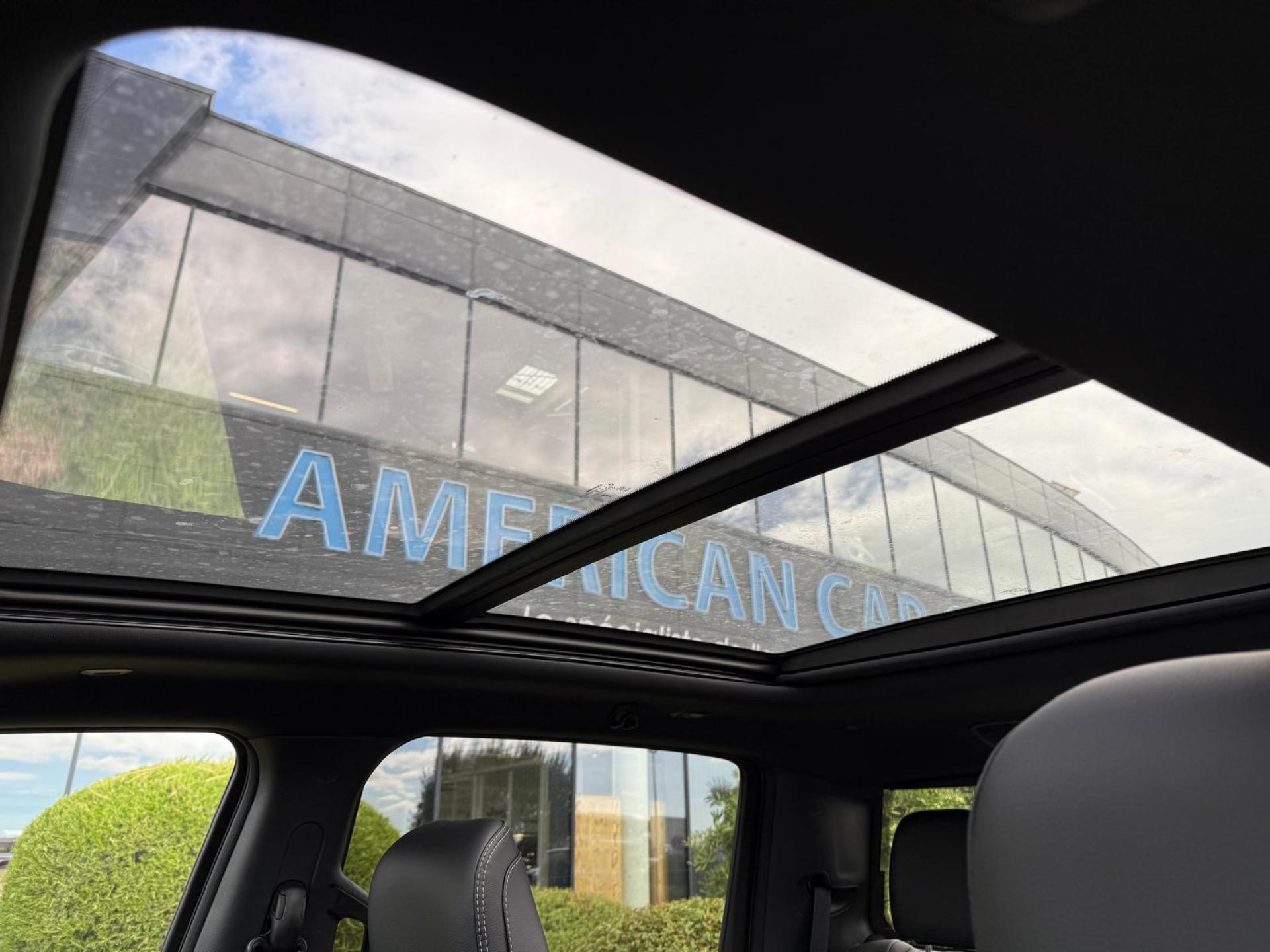 DODGE RAM 1500 CREW CAB REBEL AIR HAYON MULTI V8