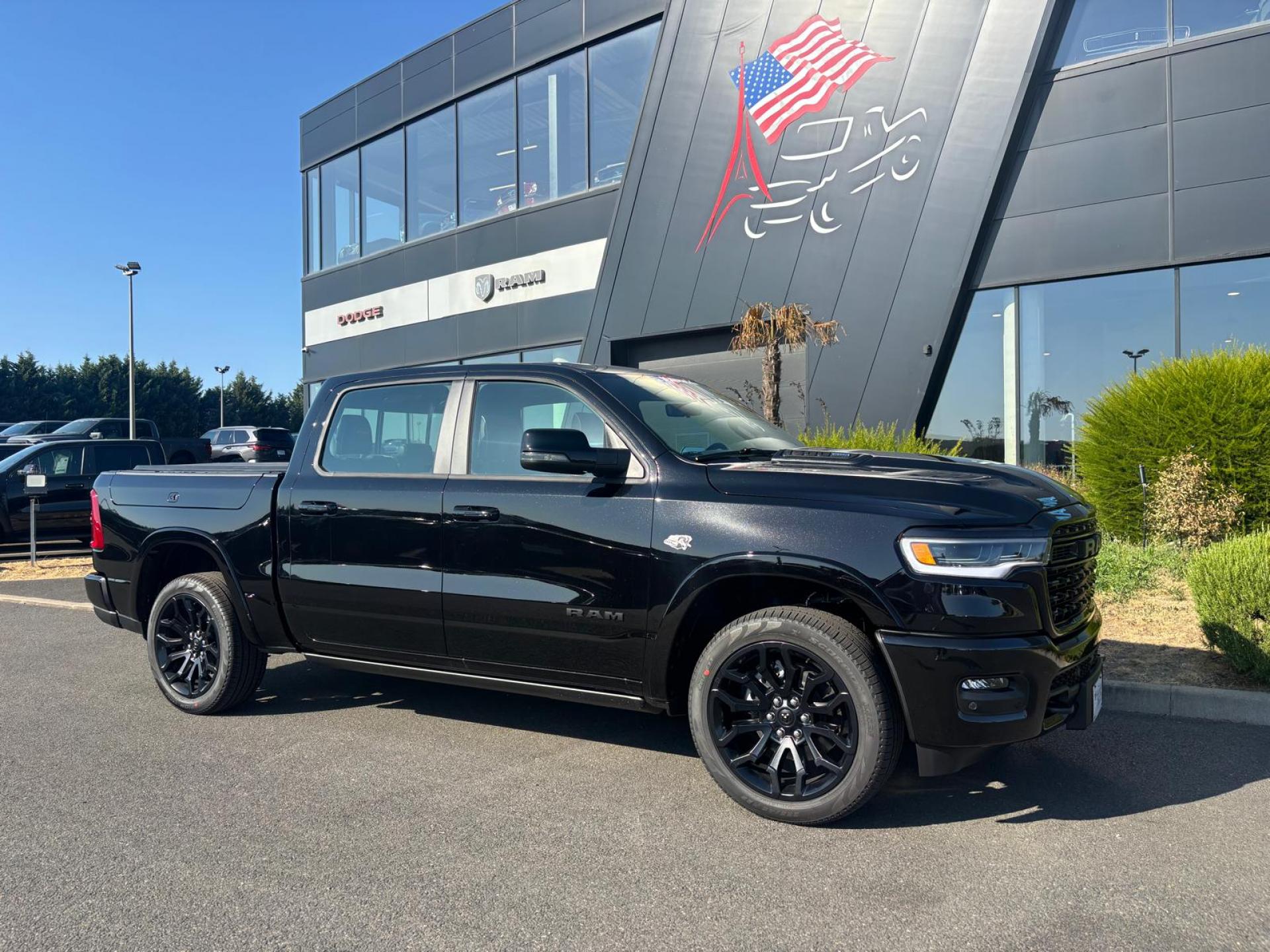 DODGE RAM 1500 CREW LIMITED NIGHT EDITION RAMBOX HAYON MULTI V8 5,7L
