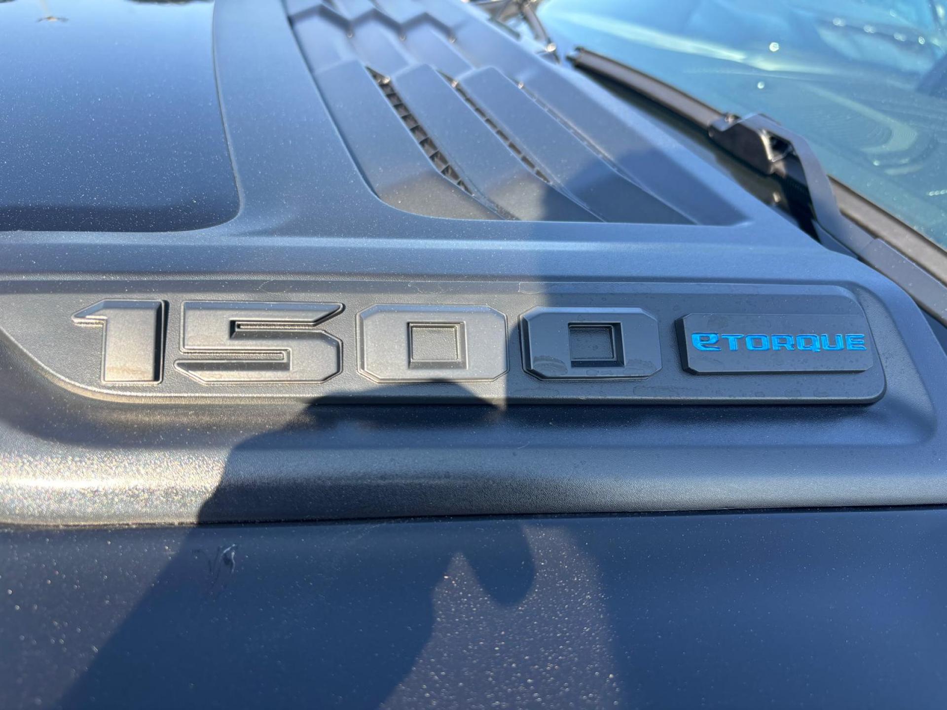DODGE RAM 1500 CREW LIMITED NIGHT EDITION RAMBOX HAYON MULTI V8 5,7L