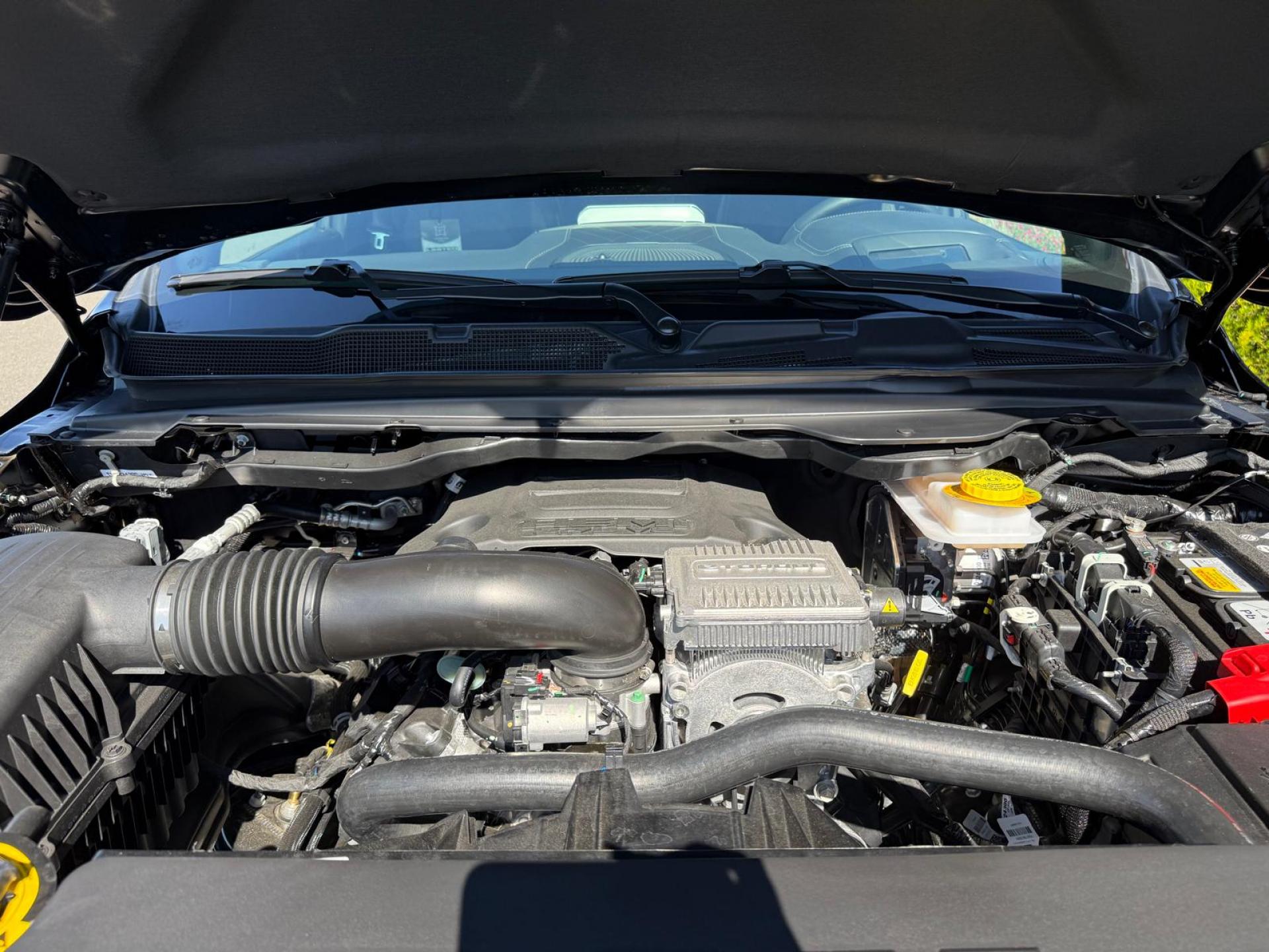 DODGE RAM 1500 CREW LIMITED NIGHT EDITION RAMBOX HAYON MULTI V8 5,7L