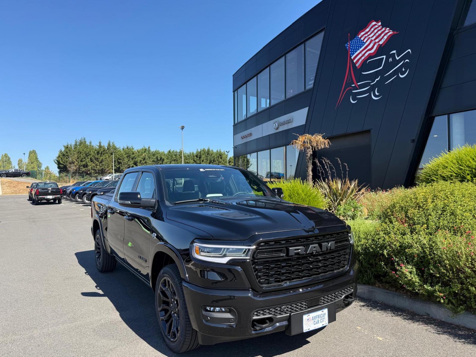 DODGE RAM 1500 CREW LIMITED NIGHT EDITION RAMBOX HAYON MULTI V8 5,7L