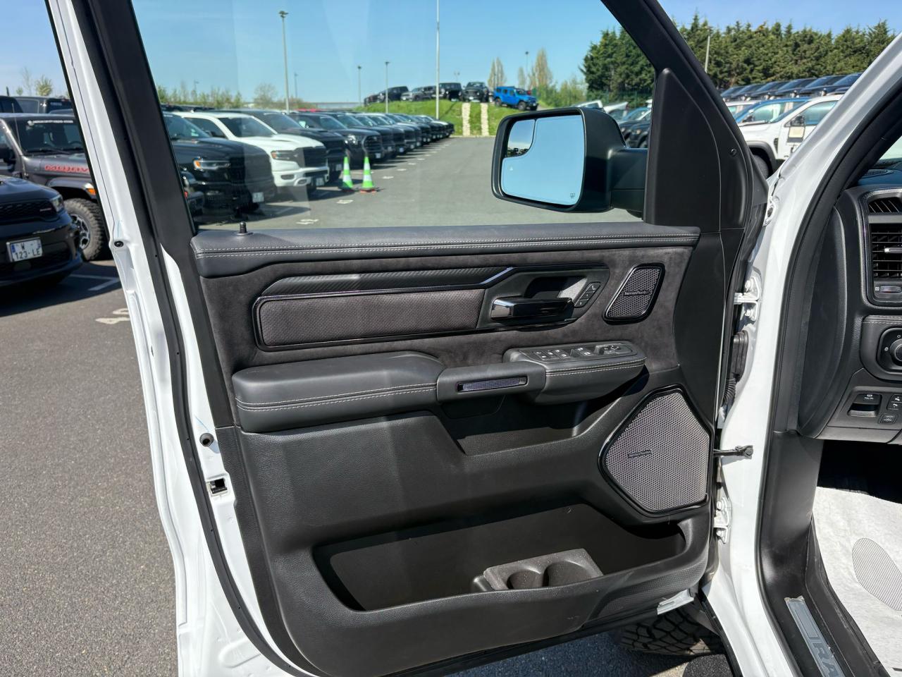 DODGE RAM RHO