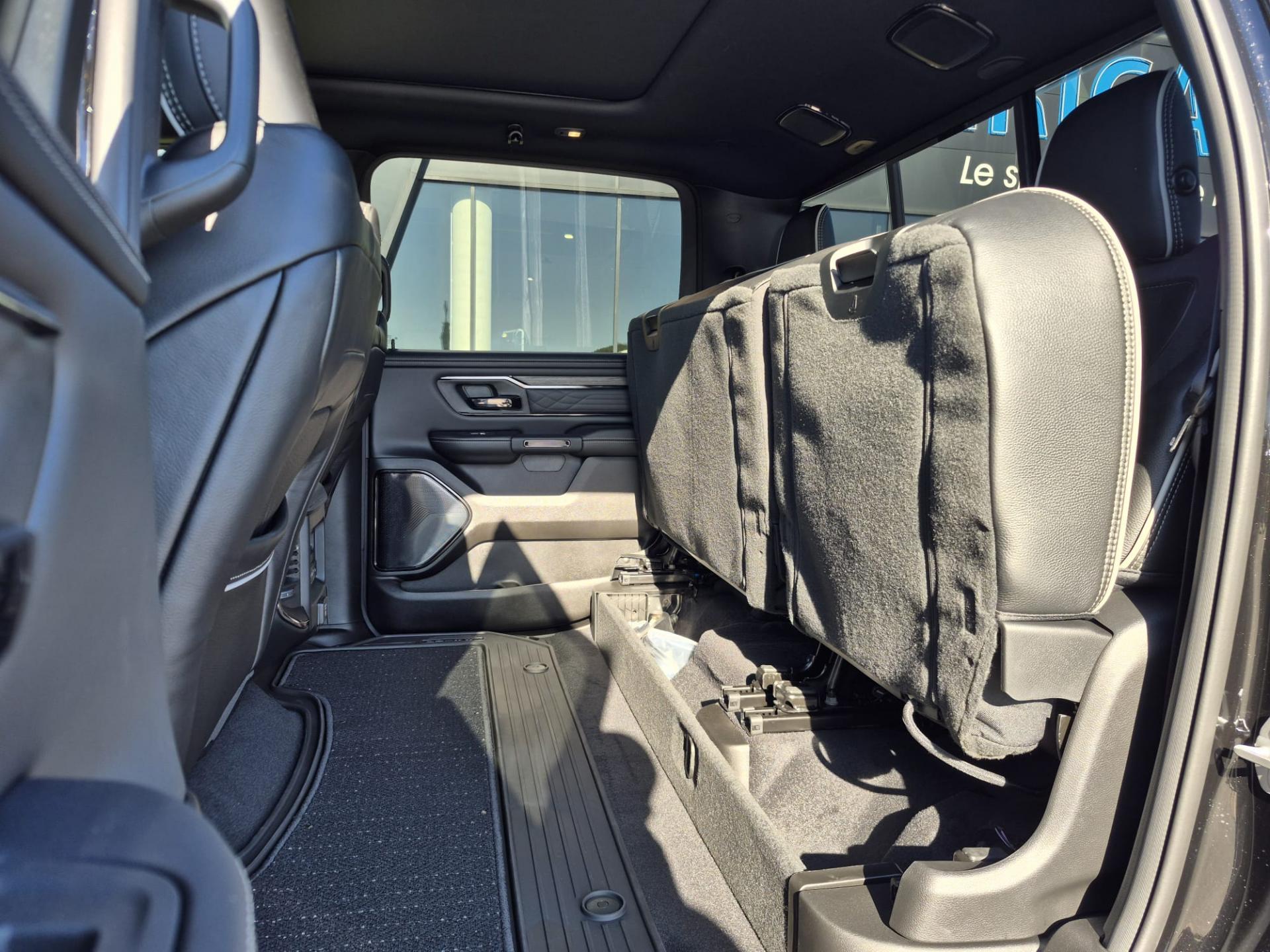 DODGE RAM 1500 CREW LIMITED NIGHT EDITION RAMBOX HAYON MULTI V8 5,7L